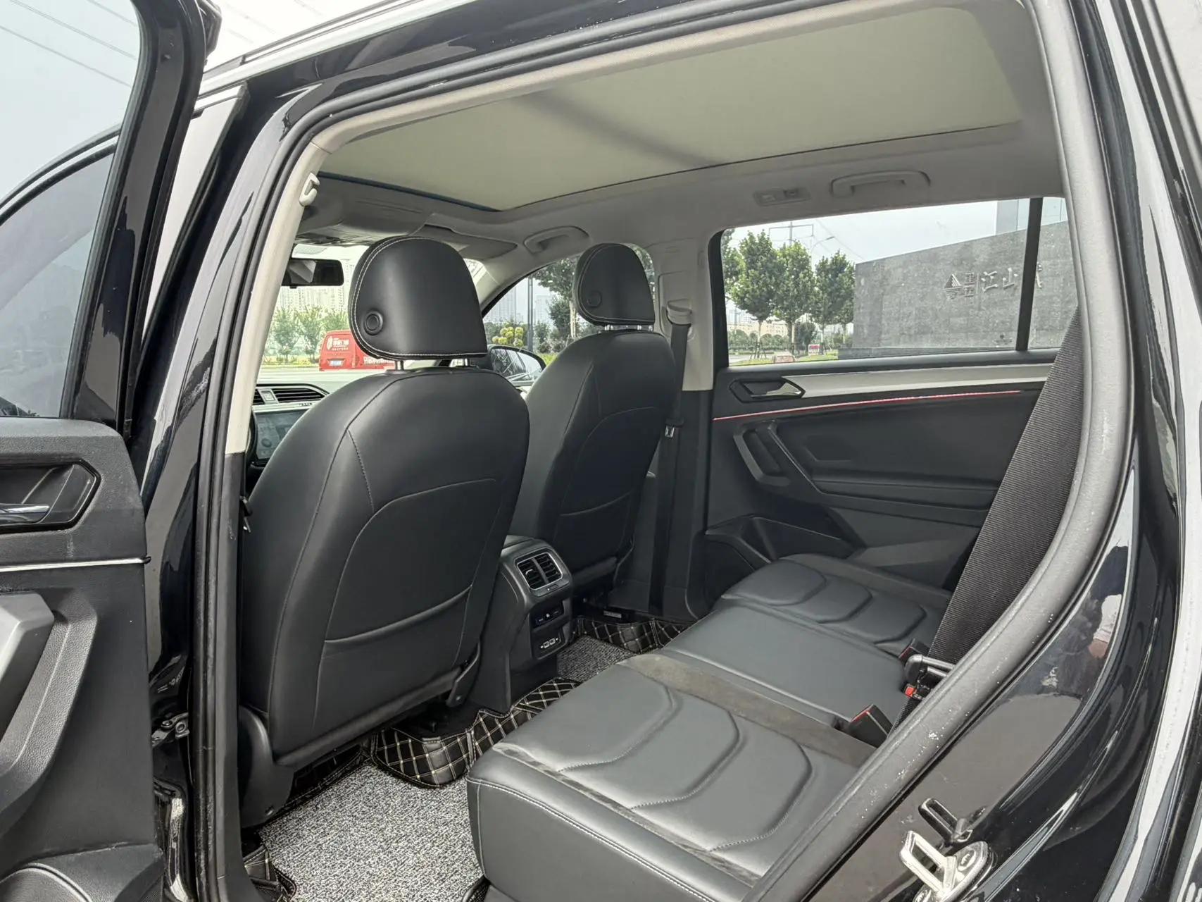 Tiguan L 2021 330TSI Automatic Two-Drive Smart Edition 6