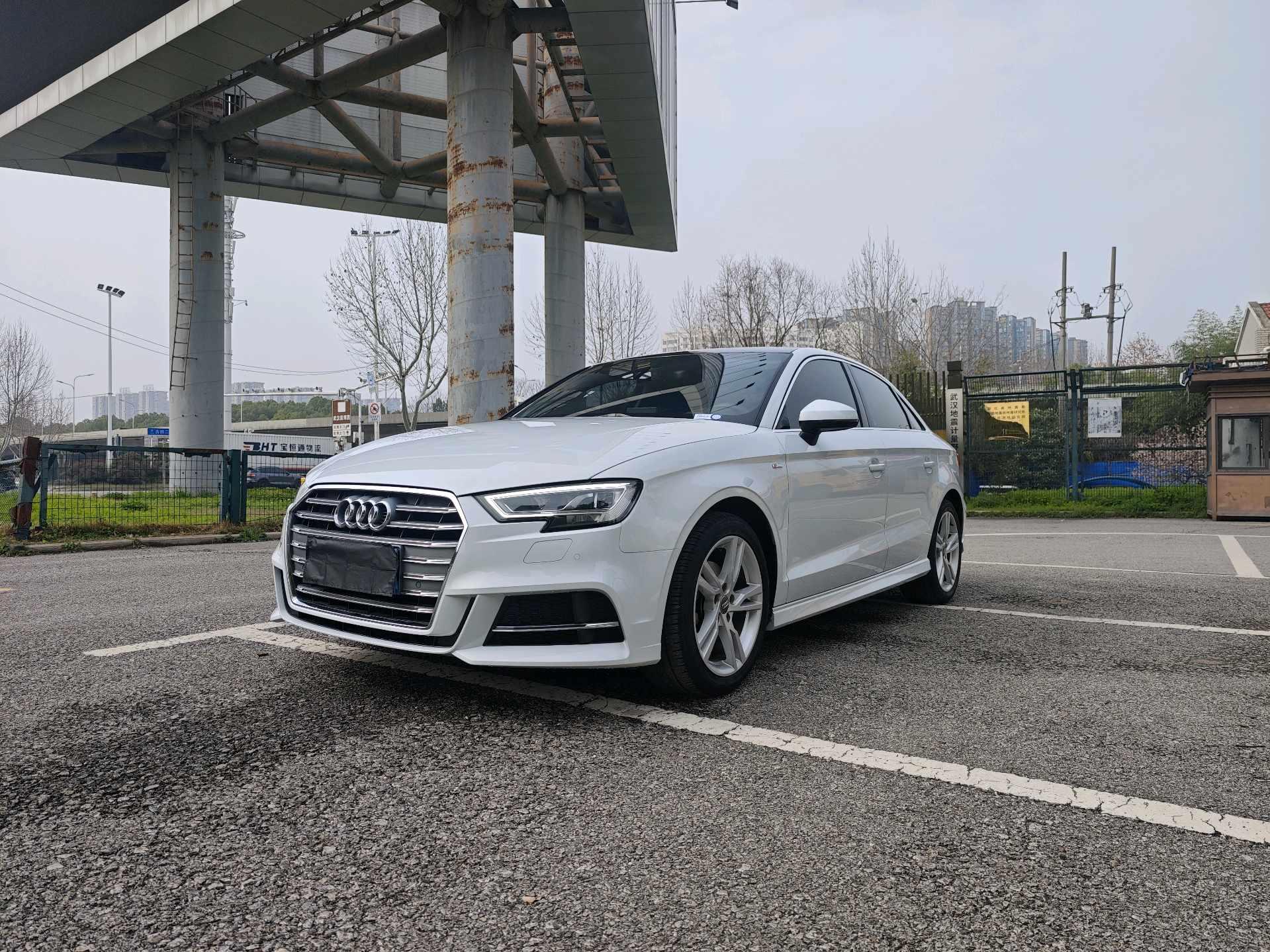 Audi A3 2020 Limousine 35 TFSI Fashion Country V