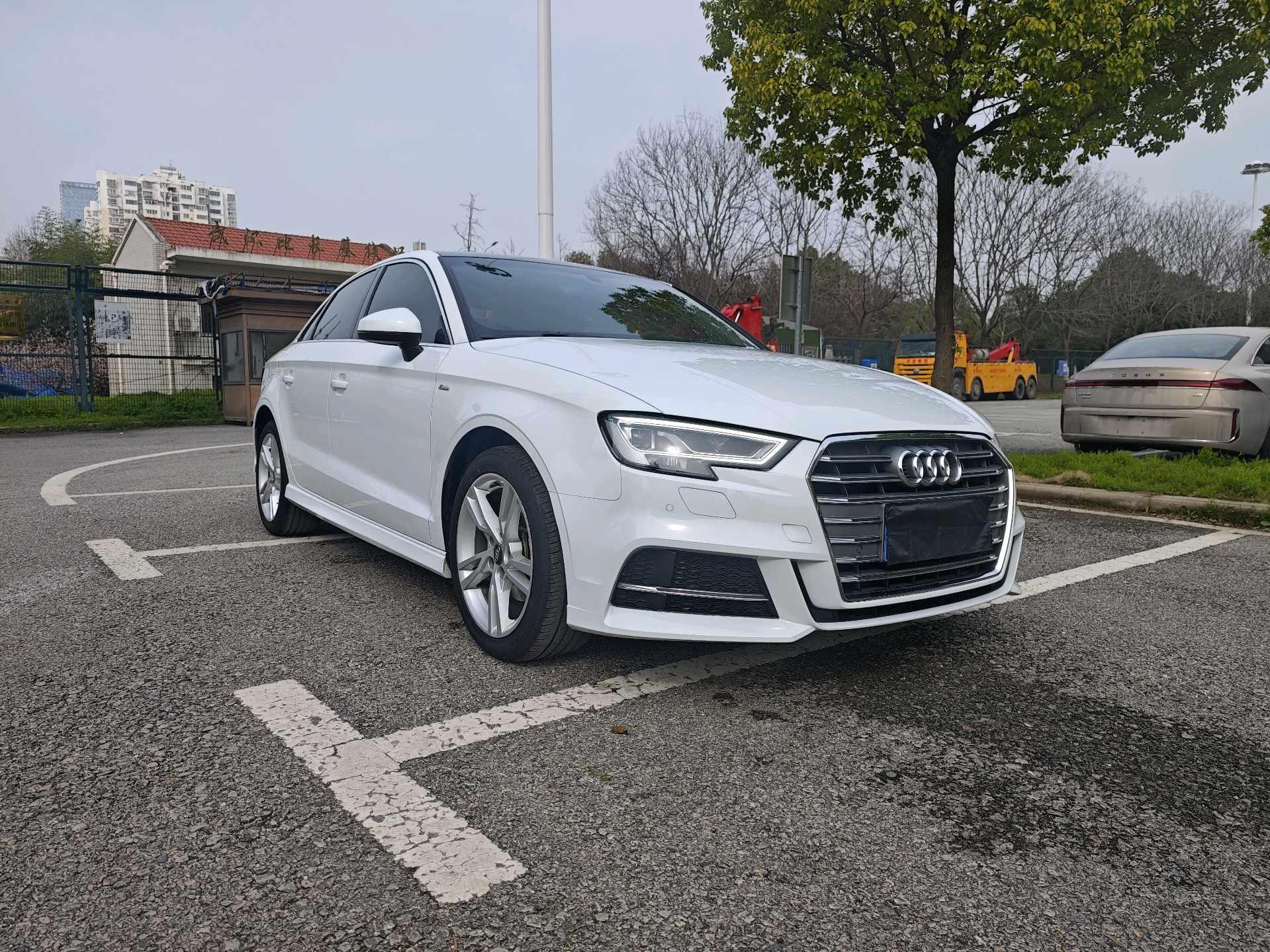 Audi A3 2020 Limousine 35 TFSI Fashion Country V 3