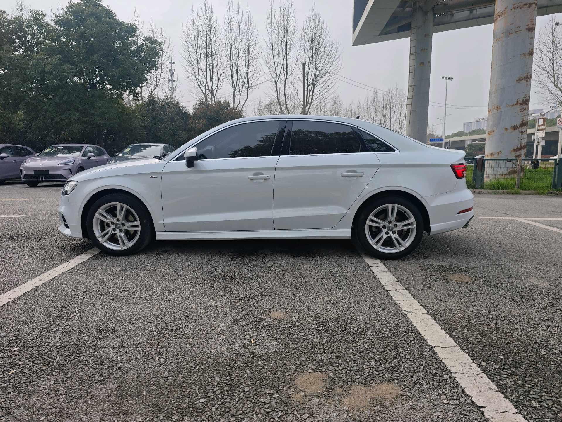 Audi A3 2020 Limousine 35 TFSI Fashion Country V 4