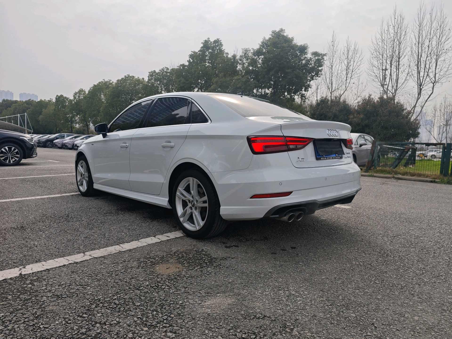 Audi A3 2020 Limousine 35 TFSI Fashion Country V 7