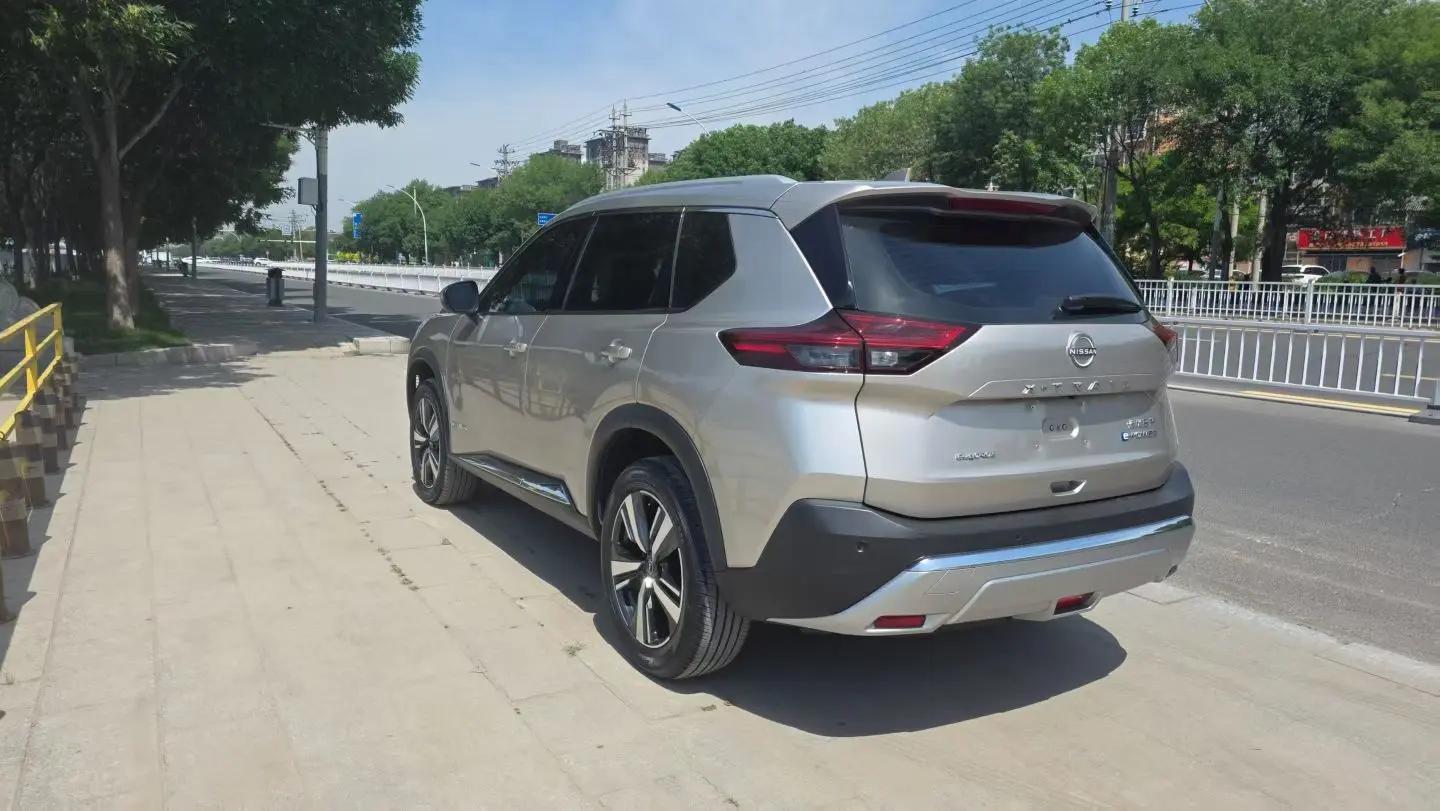 Nissan 2023 Qijun e-POWER 1.5 Super Mixed Dual Motor Four-wheel Drive Extreme Edition Automatic Gear 4