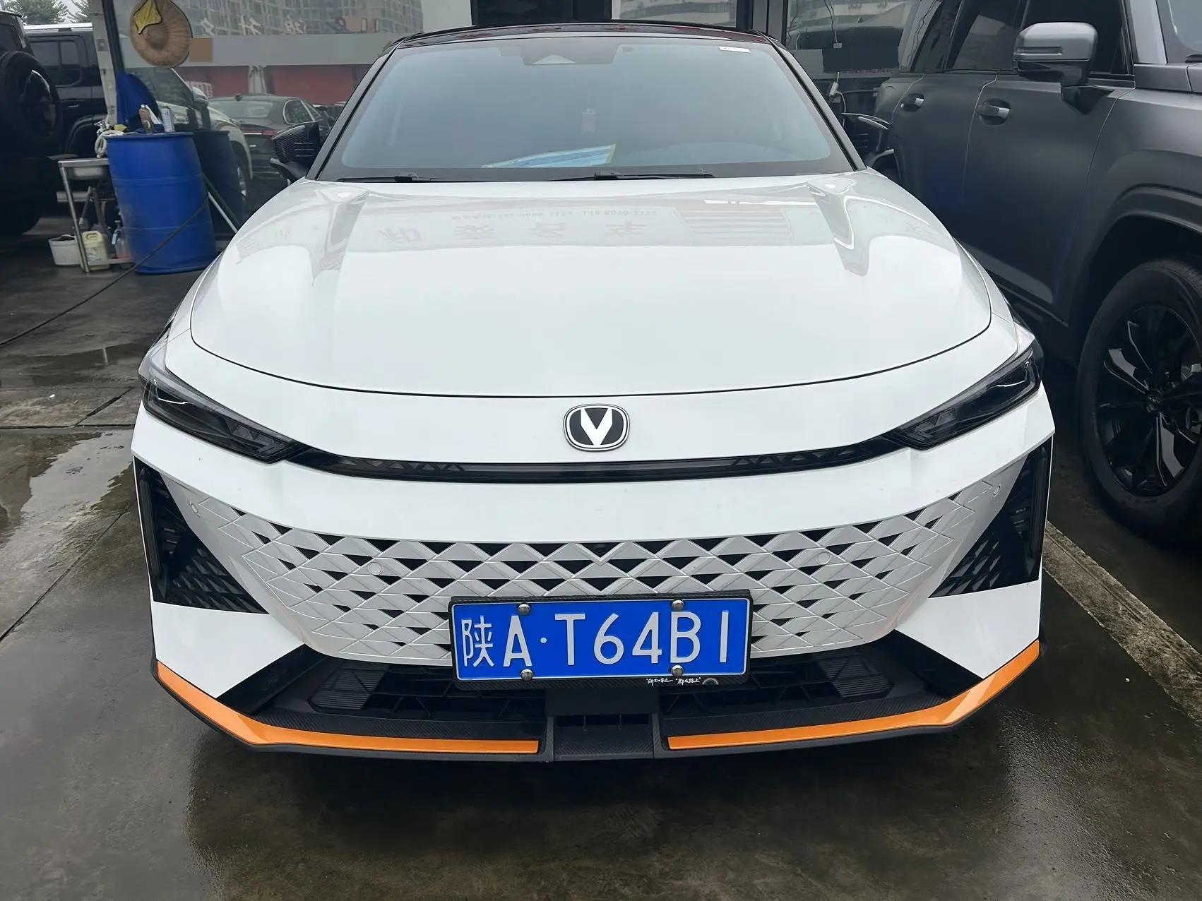 ChangAn 2025 UNI-V 1.5T 500Bar High Energy Sports Edition Automatic Gear 3