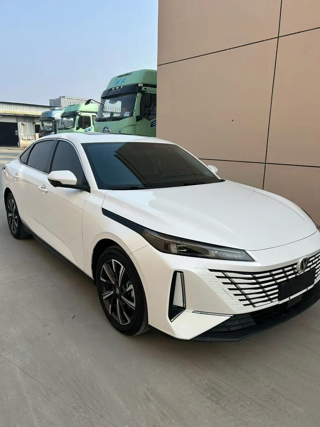 ChangAn 2025 Eado 1.5T Blue Whale 500Bar Prestige Automatic 3