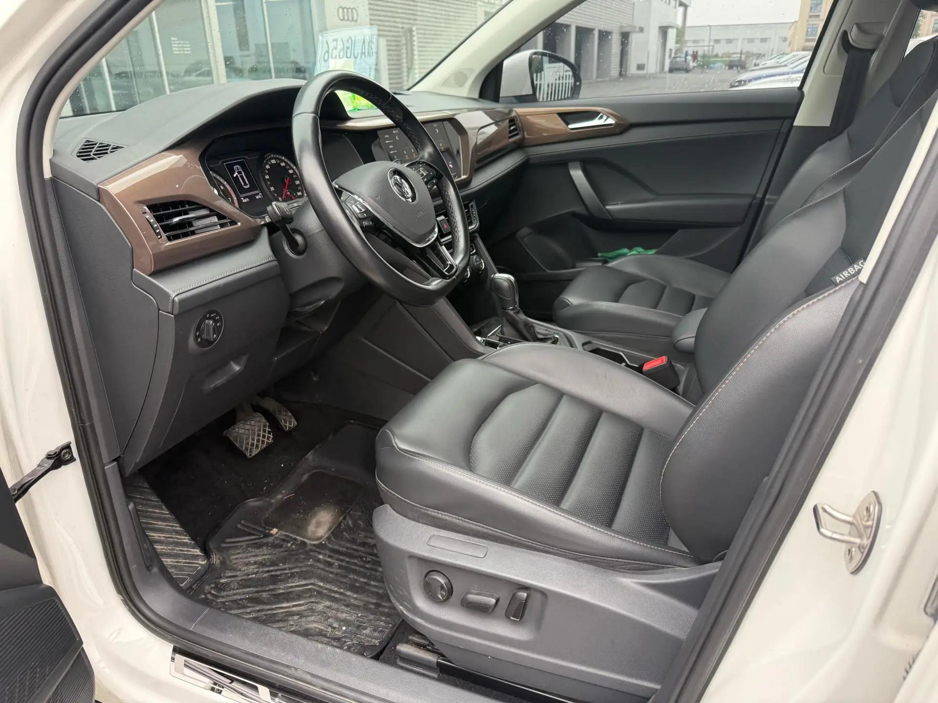 Tuyue 2020 280TSI Two-Drive Deluxe Edition National V 6