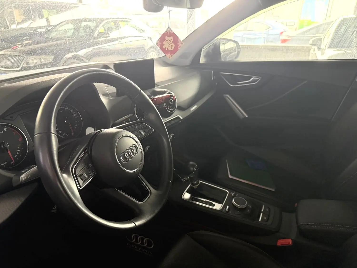 Audi Q2L 2021 model 35 TFSI Stylish Elegant Edition 3
