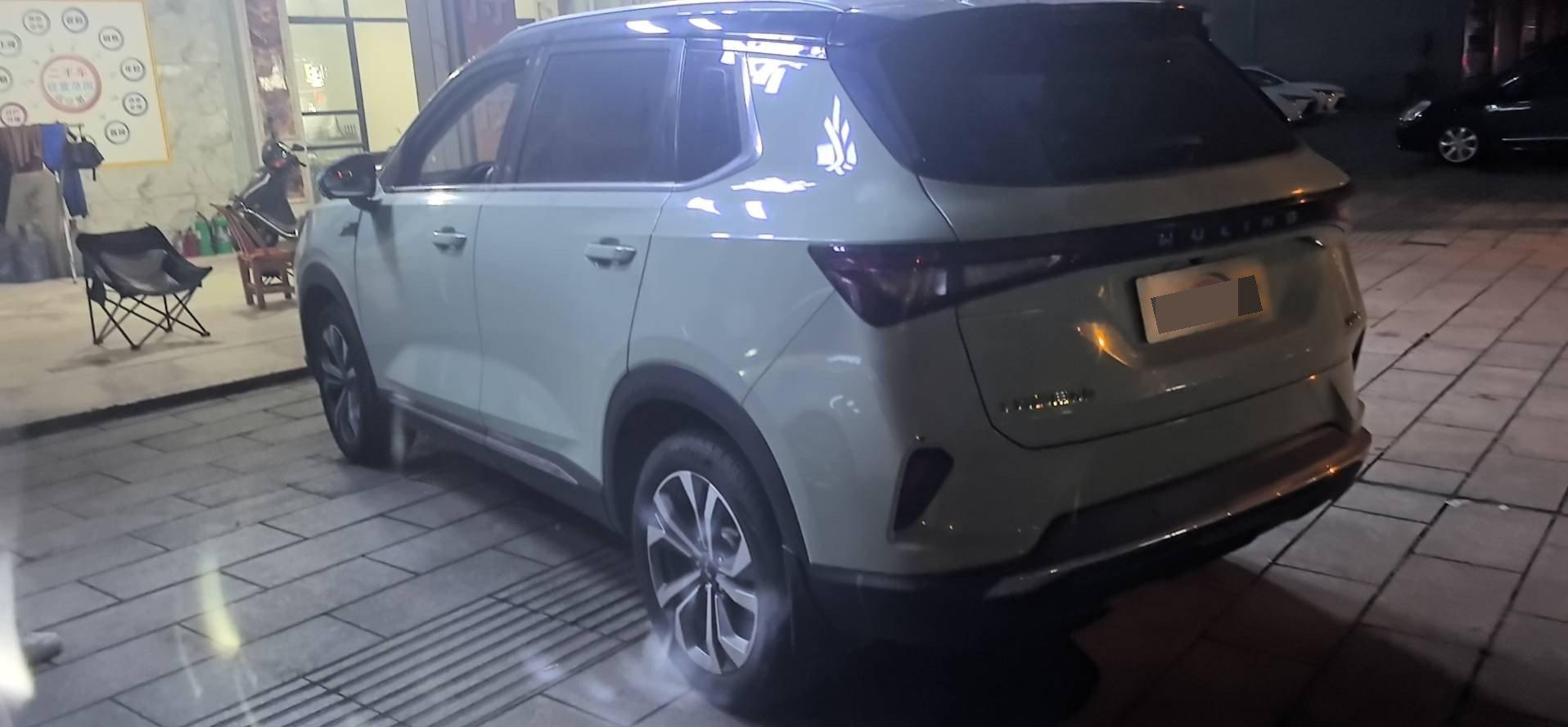 WuLing Star 2021 1.5T CVT Star Obsidian Edition 4