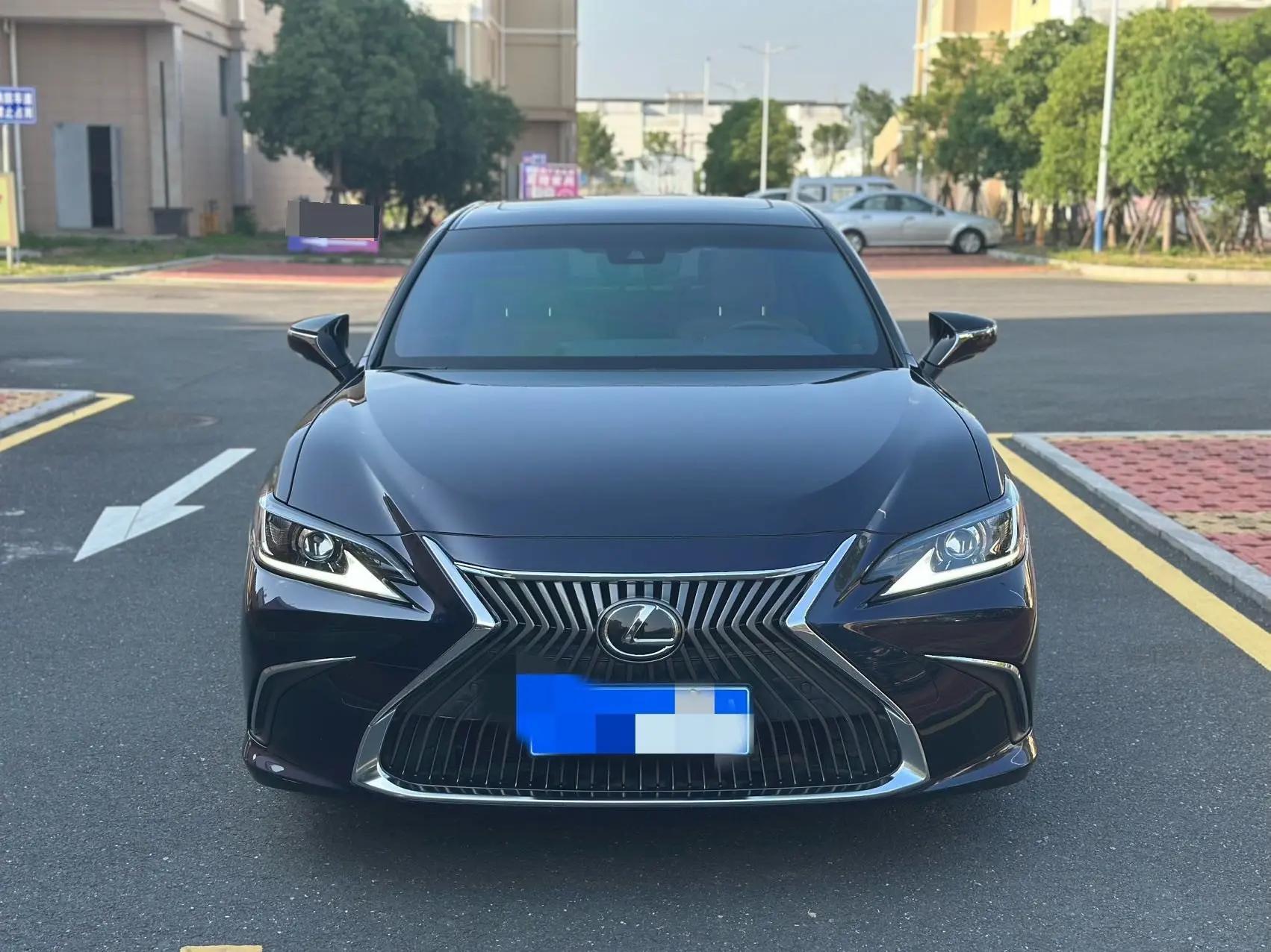Lexus ES 2020 200 Excellence Edition 2
