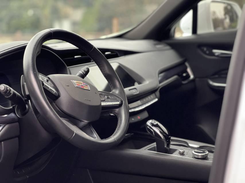 Cadillac XT4 2022 28T Two-Drive Fashion Type 7