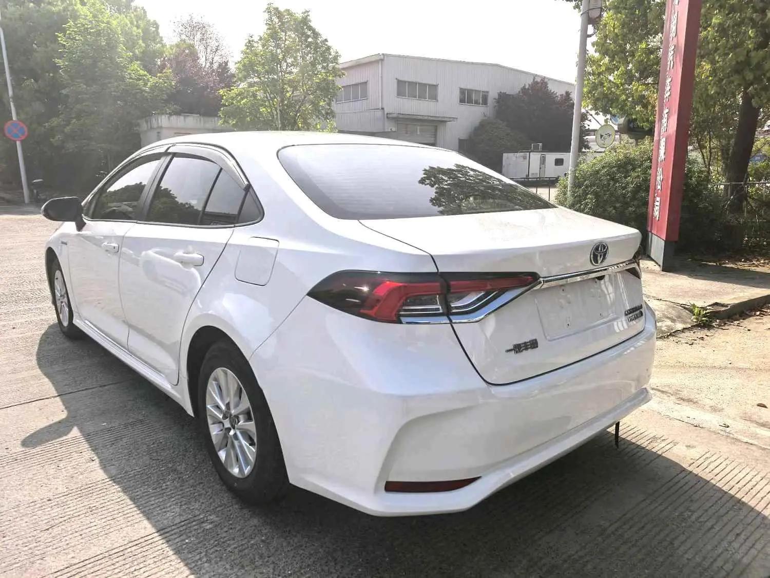 Toyota 2023 Corolla Double Engine 1.8 Stepless Intelligent Electric Hybrid Pioneer Edition Automatic Gear 5