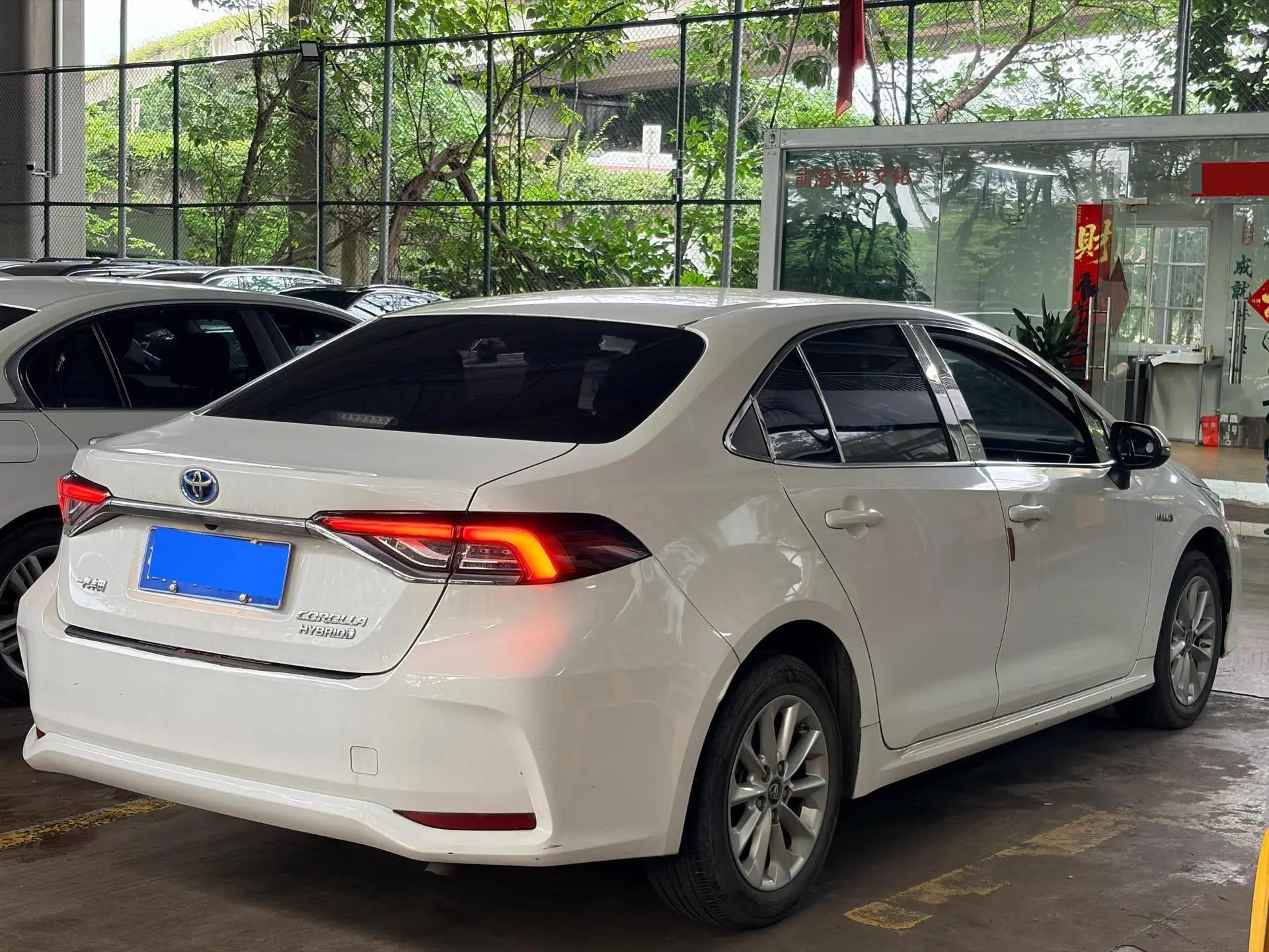 Corolla 2021 Double Engine 1.8L E-CVT Elite Edition 2