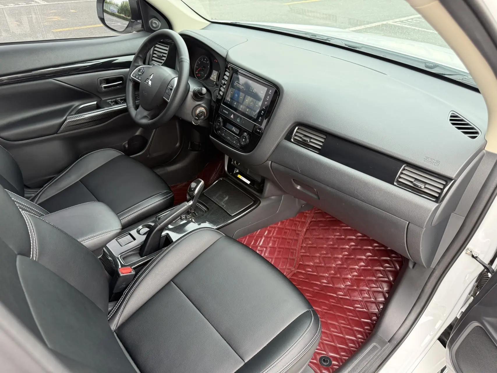 Outlander 2021 2.0L Two-Drive Smooth Edition 5 13