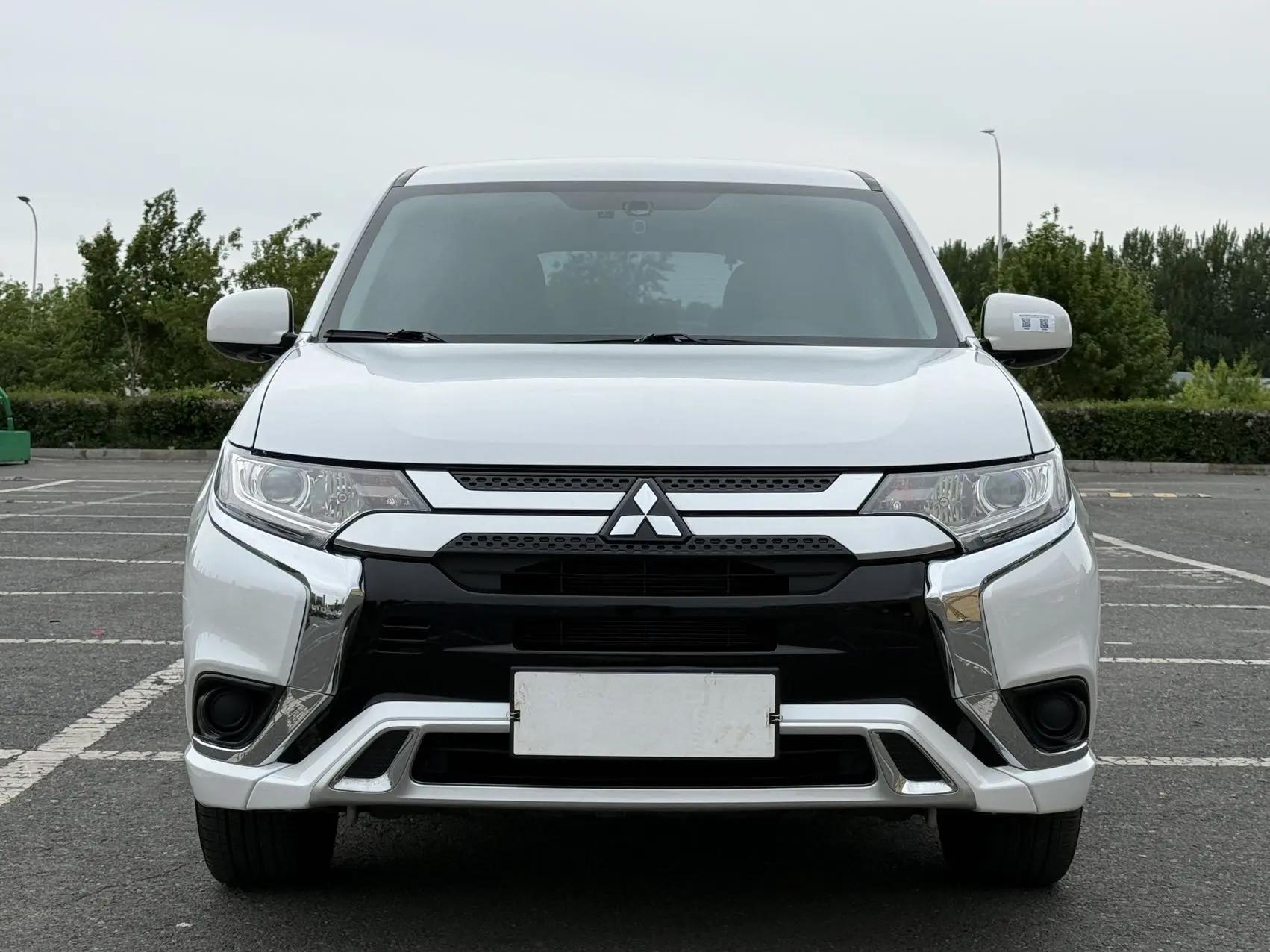 Outlander 2021 2.0L Two-Drive Smooth Edition 5 2