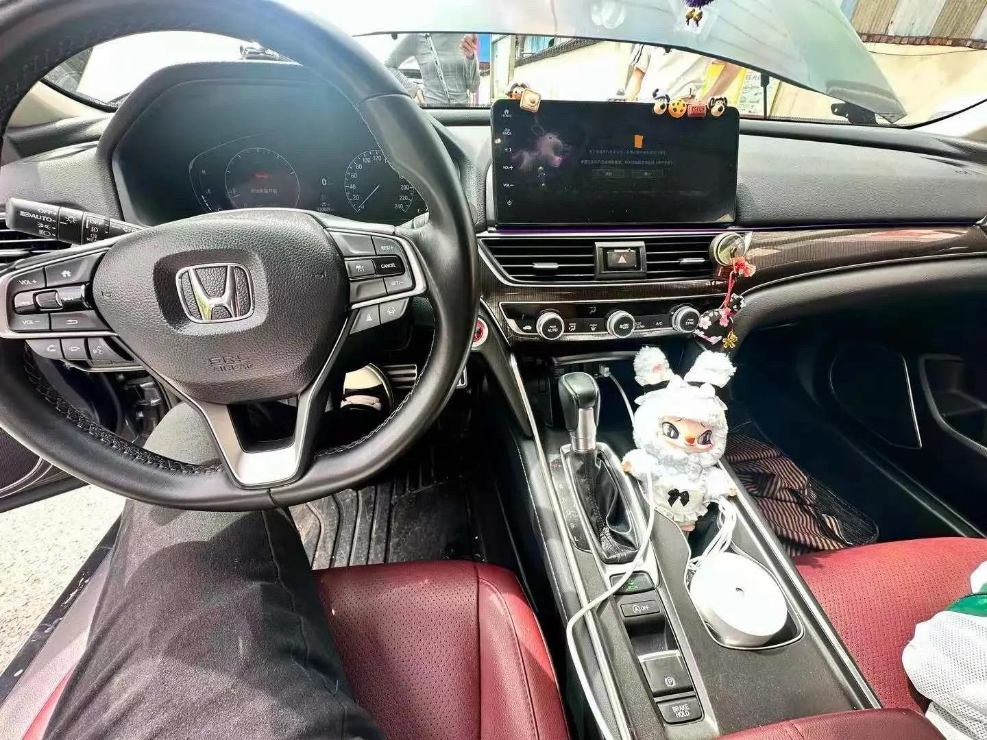 Accord 2022 260TURBO Magic Night Premium Edition 7