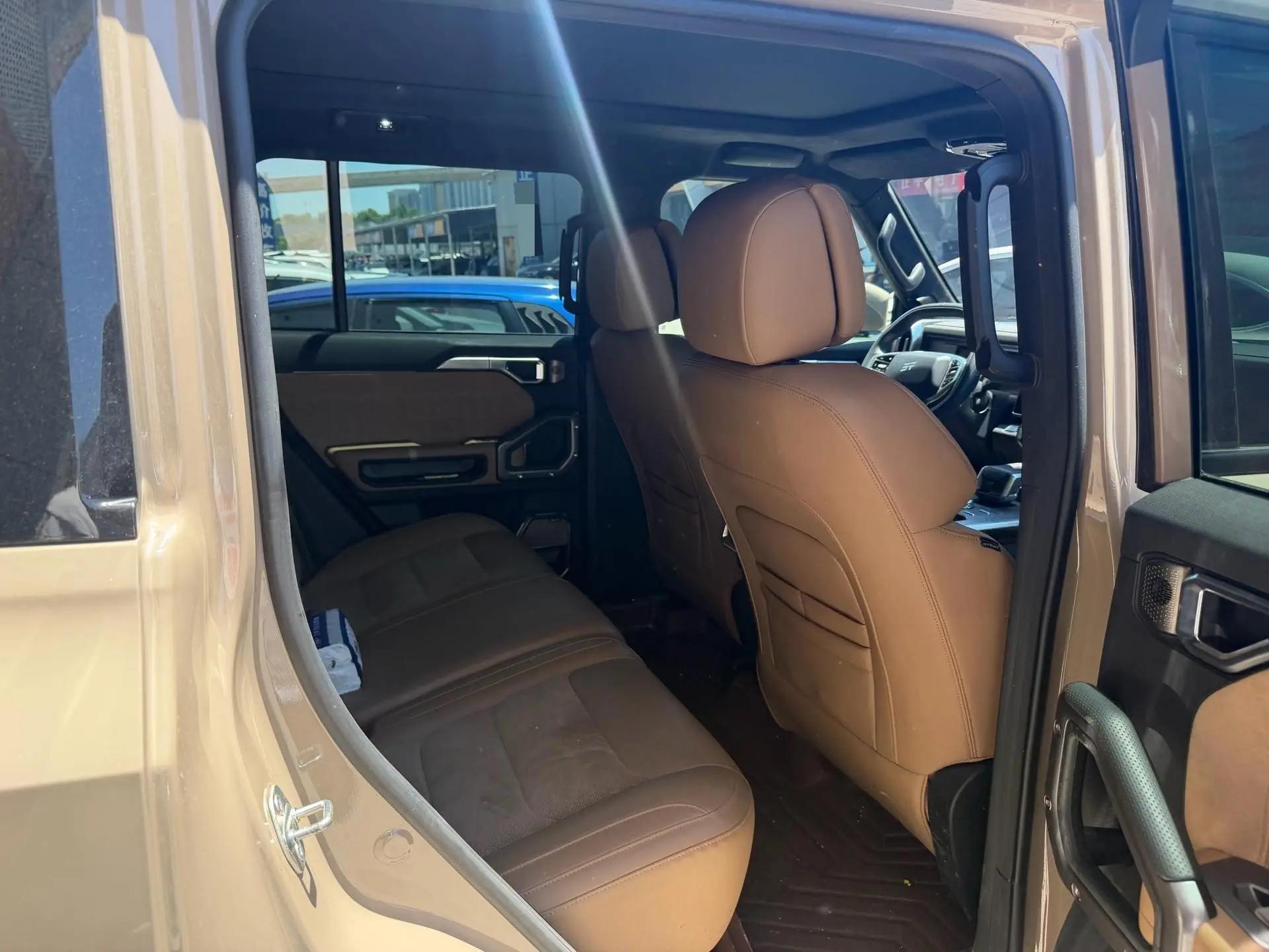 Jetour Traveler 2023 2.0T Four-Wheel Drive Cross-Country PRO 4