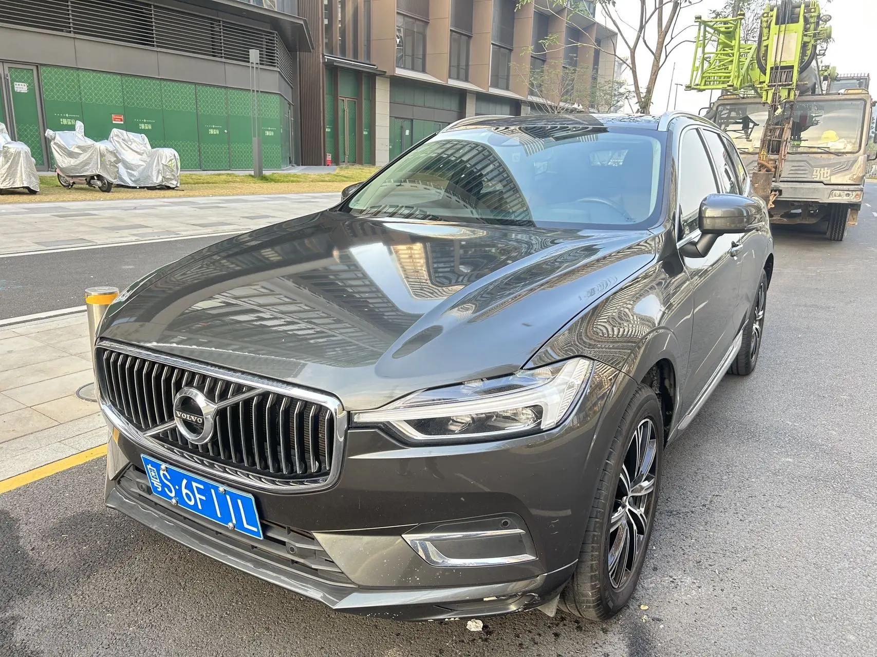 Volvo XC60 2020 T5 4WD Zhiyuan Deluxe Edition