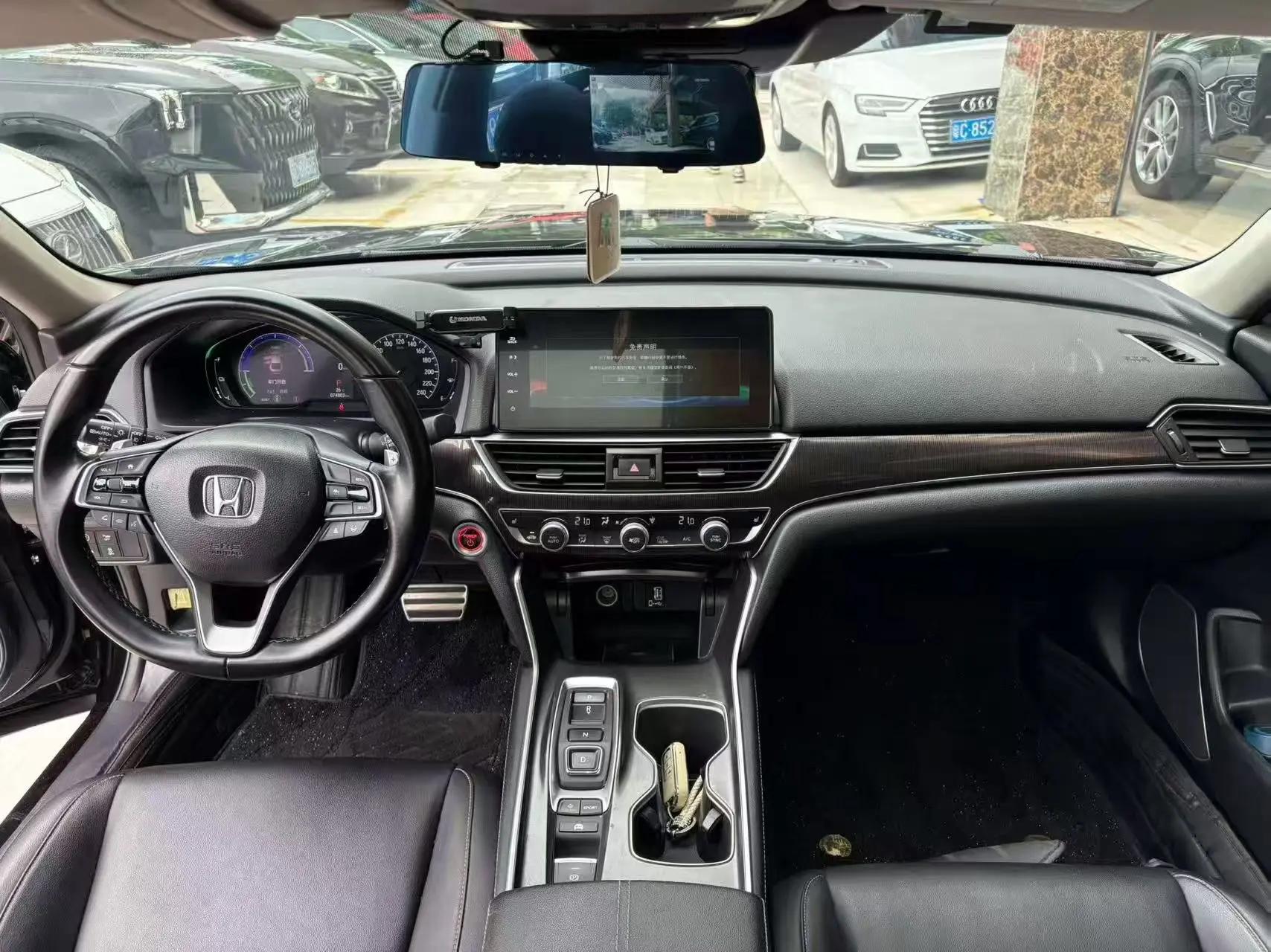 Accord 2022 Sharp Hybrid 2.0L Sharp Collar Edition 4