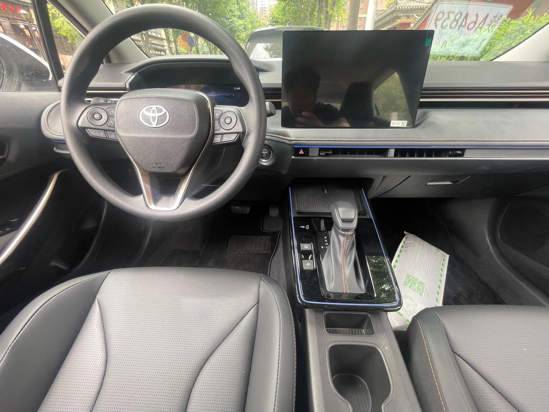 Toyota 2026 Corolla Double Engine 1.8 Stepless Elite Automatic Gear 3