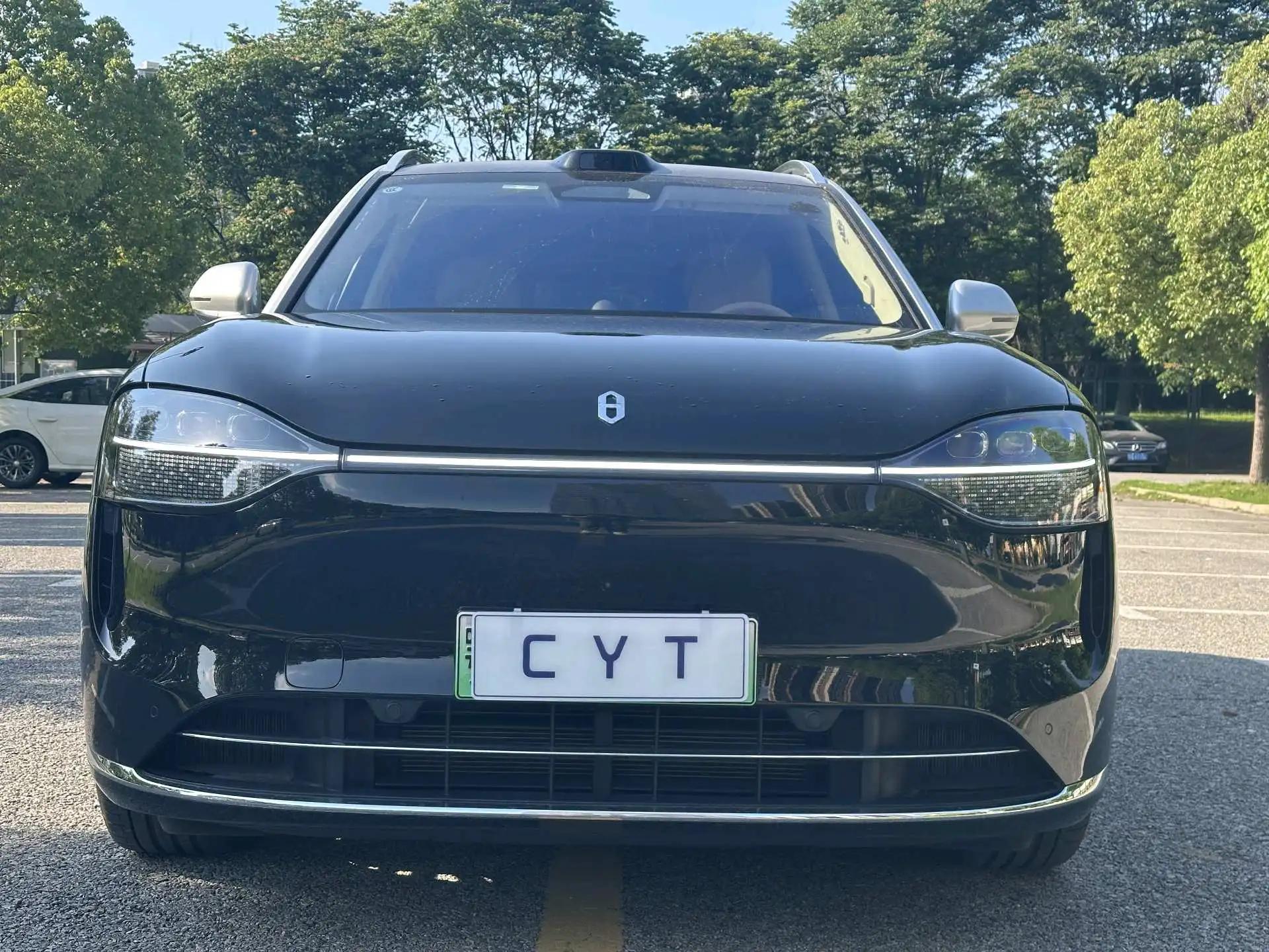 AITO 2025 Model AITO M9 Range-Extended Ultra Version 52kWh 6-Seater Automatic 2