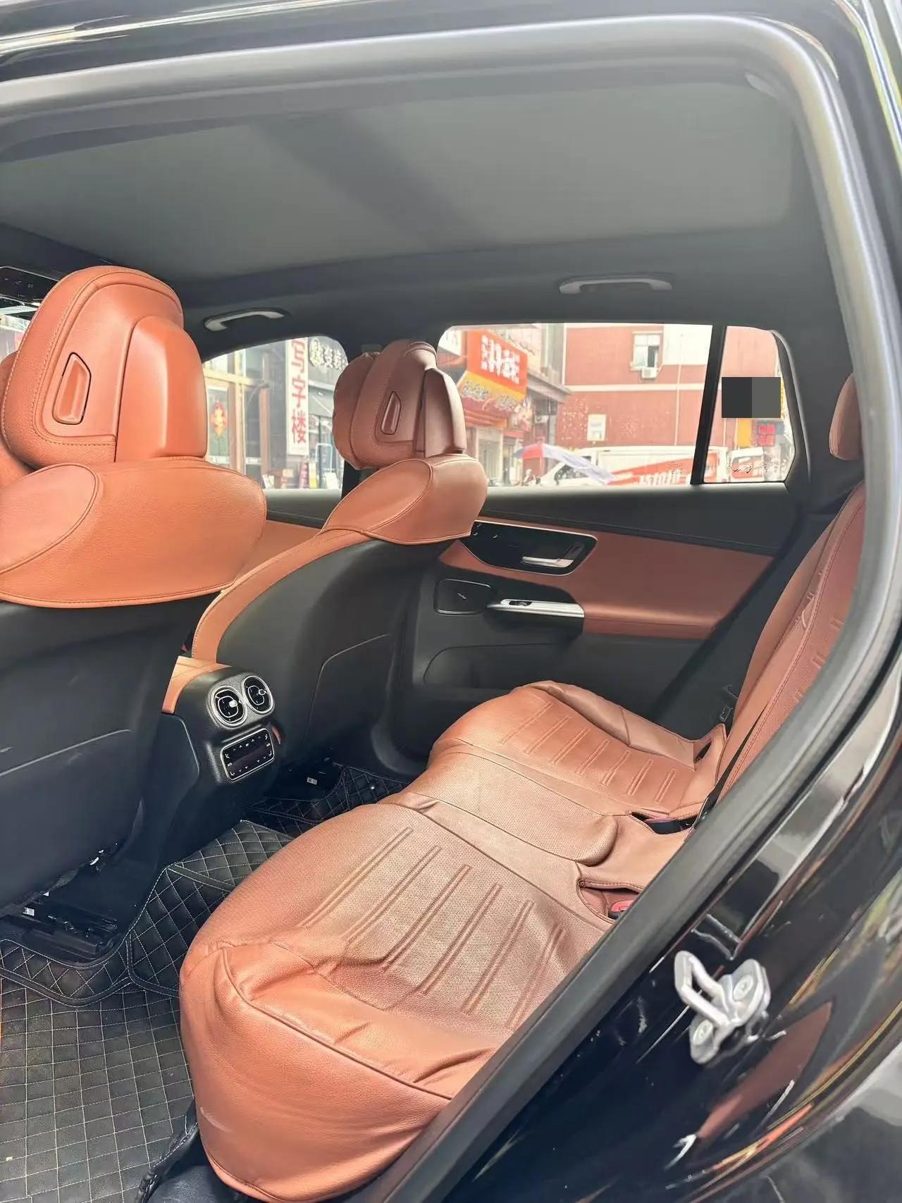 Mercedes Benz 2024 GLC 260 L 4MATIC 48V 2.0T Dynamic 5-Seater Automatic 2
