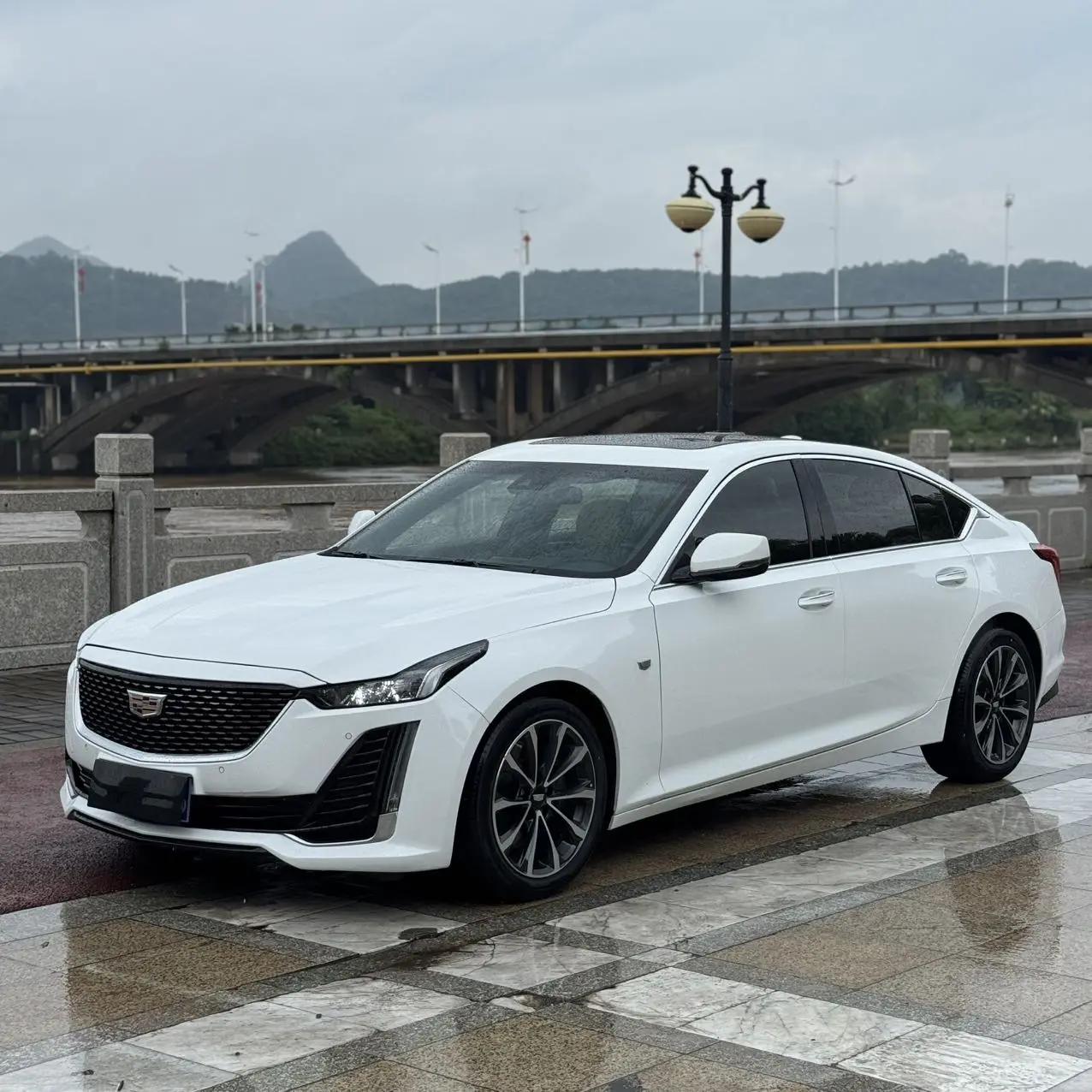 Cadillac CT5 2022 28T Honorable Model