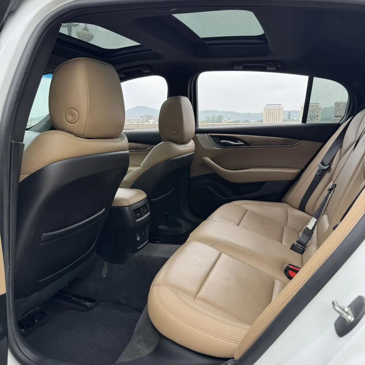 Cadillac CT5 2022 28T Honorable Model 7