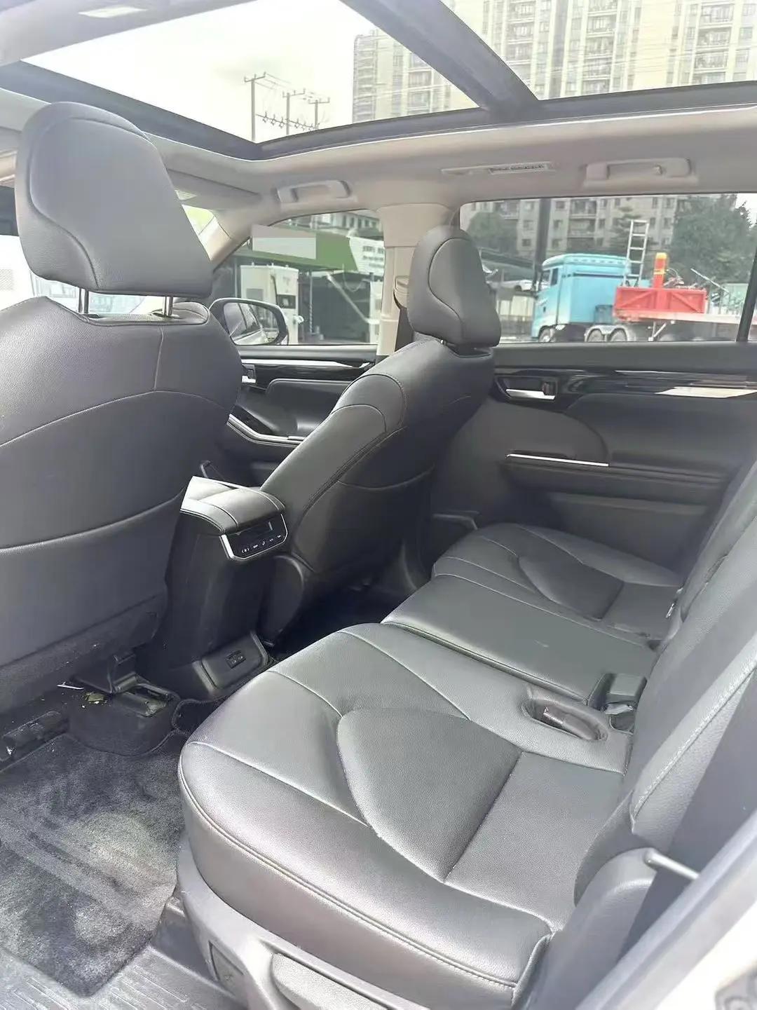Toyota 2026 Highlander Dual Engine 2.5 Stepless Intelligent Electric Hybrid Two-Drive Elite Edition 7-seat Automatic Transmission 3