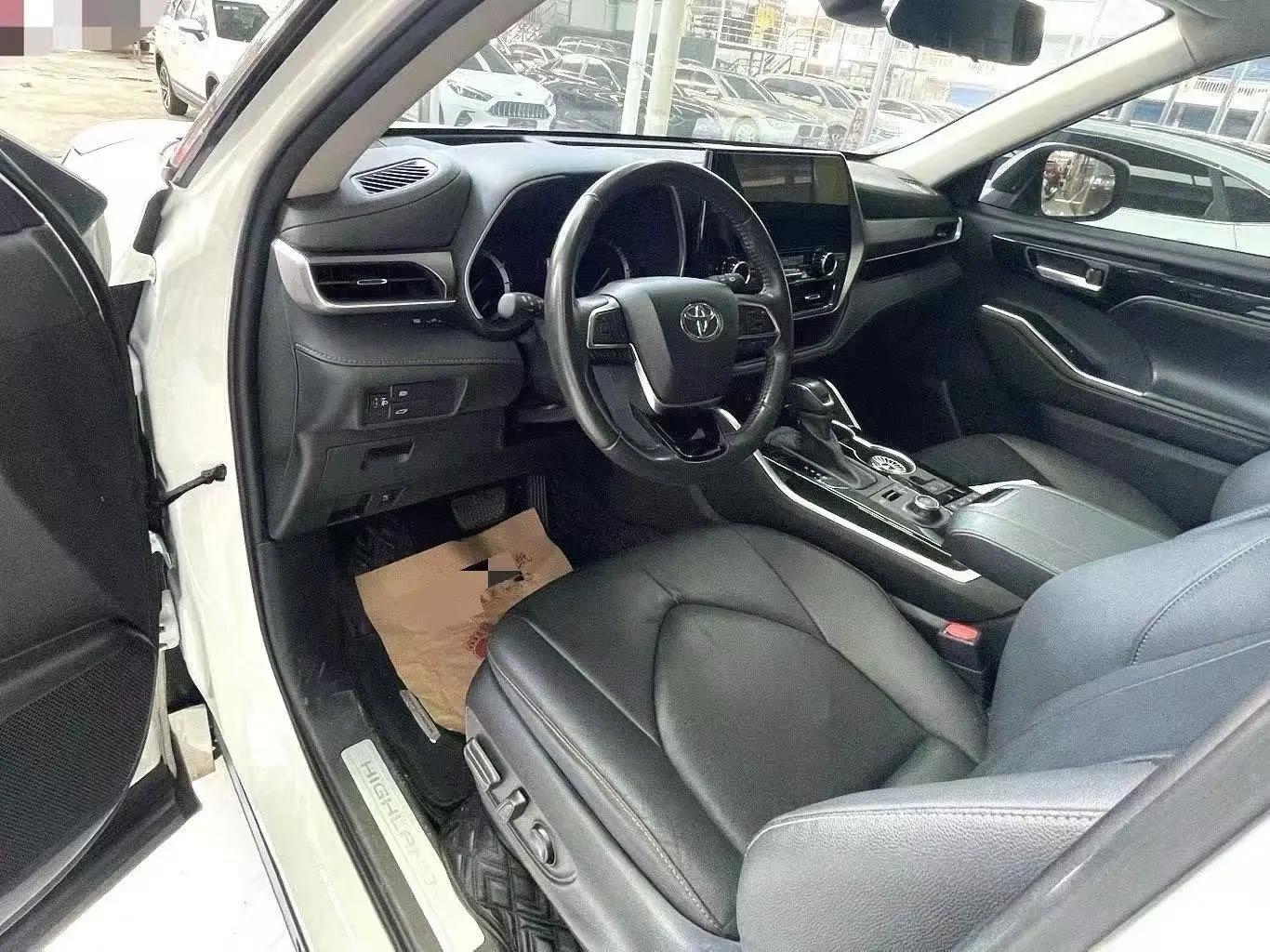 Toyota 2026 Highlander Dual Engine 2.5 Stepless Intelligent Electric Hybrid Two-Drive Elite Edition 7-seat Automatic Transmission 6