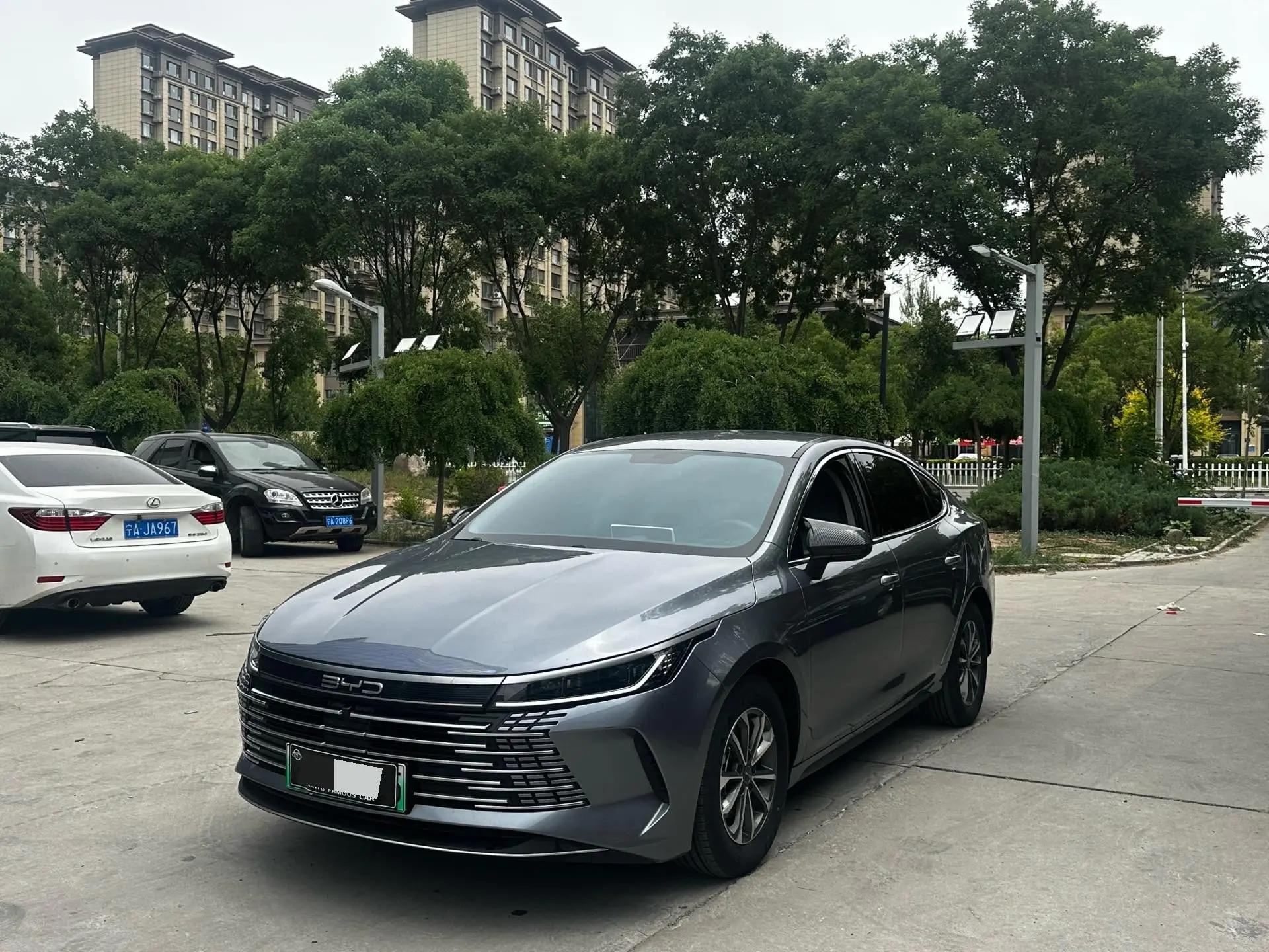 BYD 2024 Destroyer 05 DM-i 1.5 CVT Glory Edition 55KM Luxury Automatic