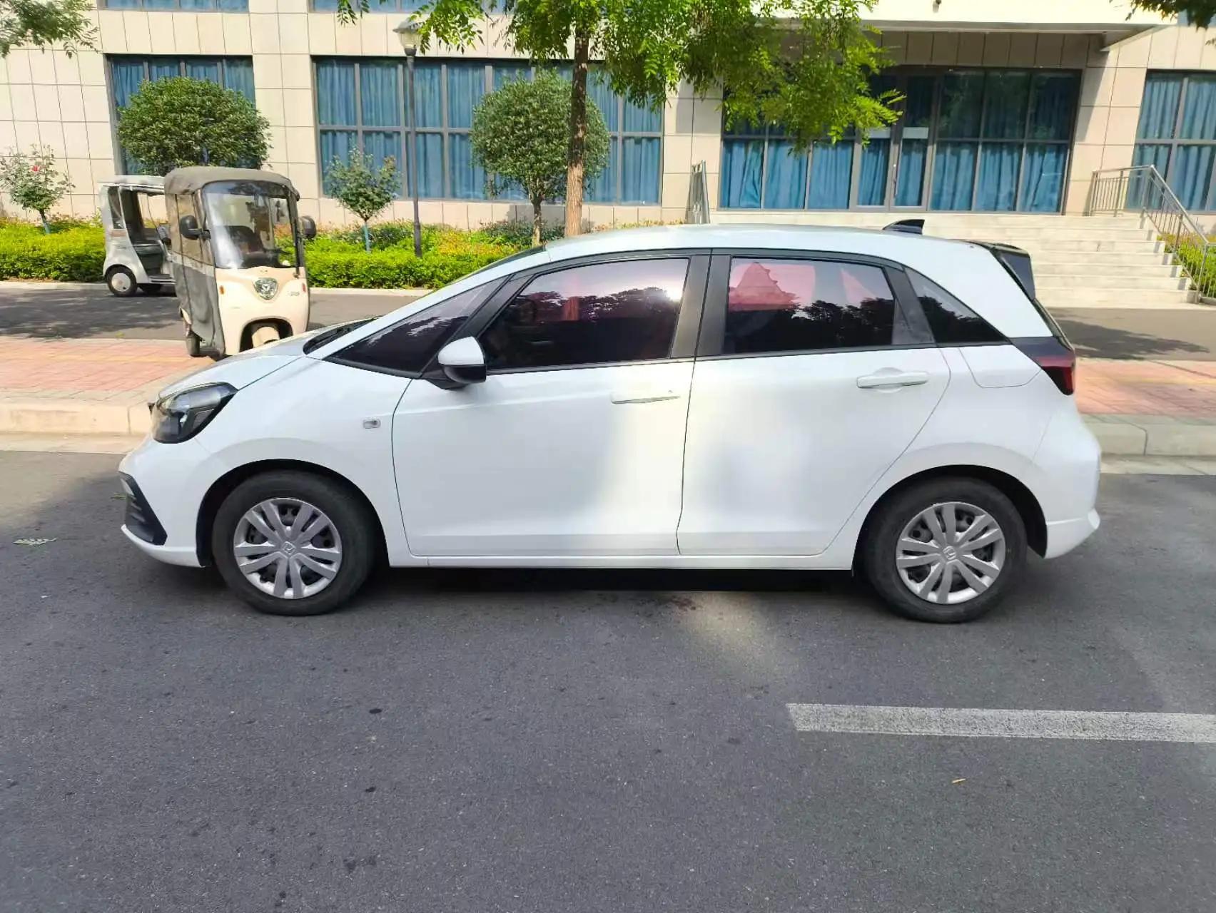 Honda 2023 Fit 1.5 CVT Trendy Edition Automatic 4