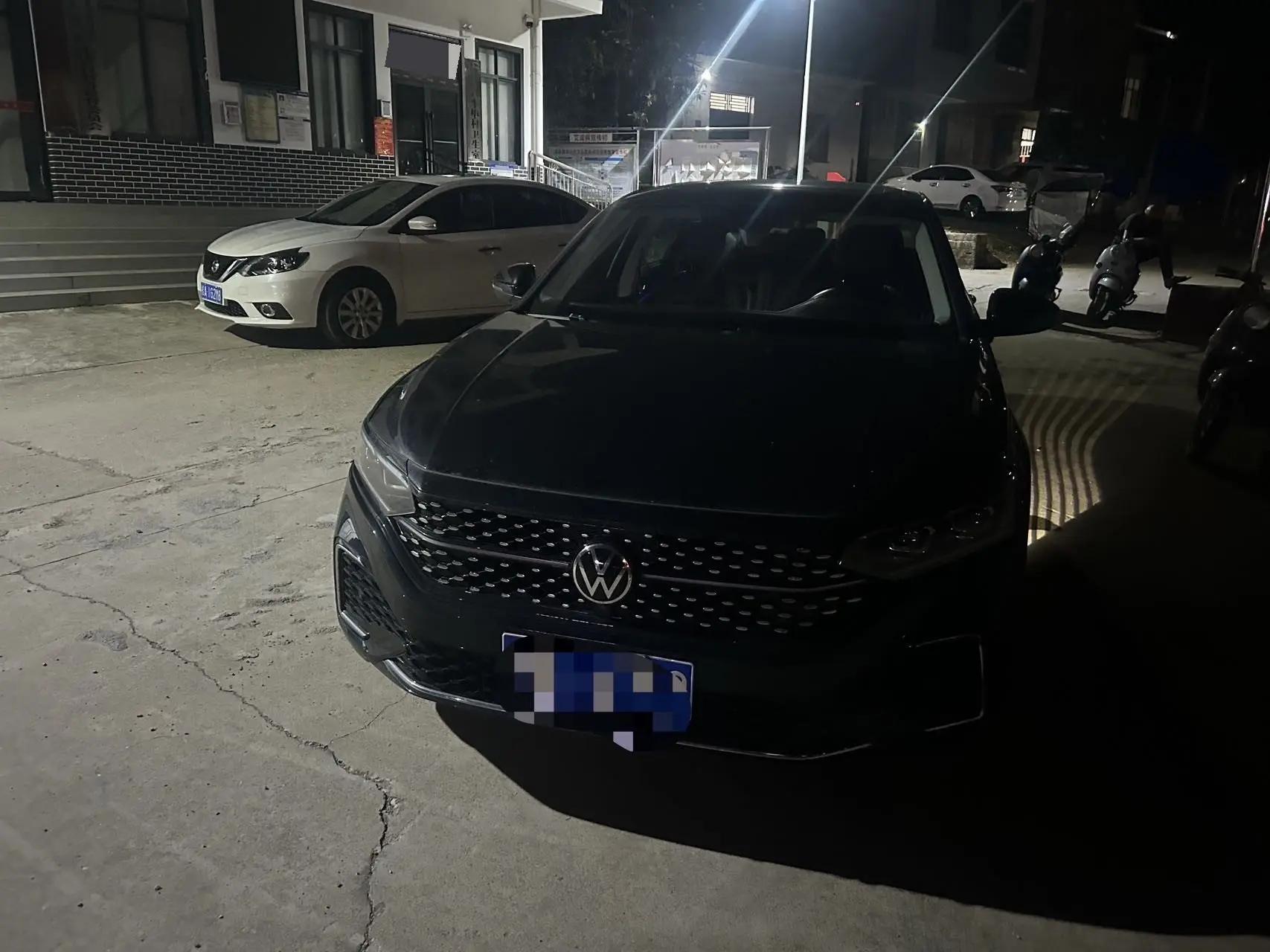 Passat 2022 330TSI Deluxe Edition 2
