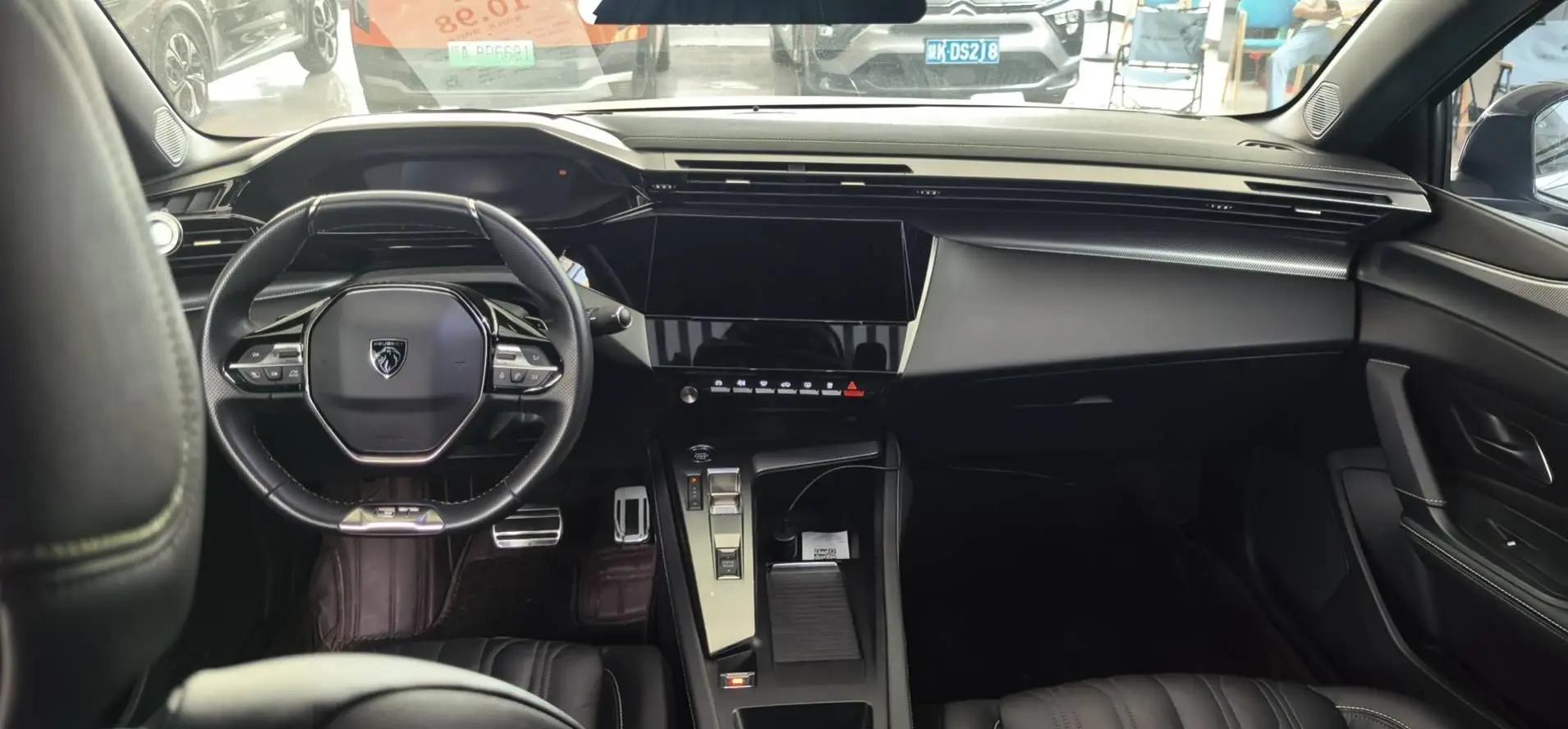 Peugeot 2023 408X 1.6T unbounded automatic gear 9