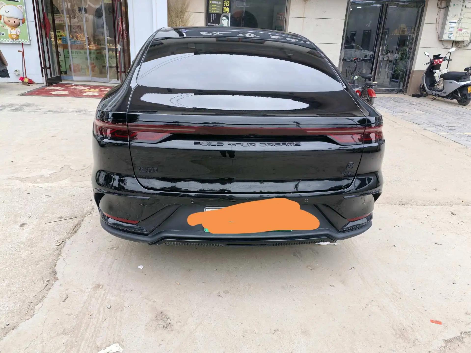 BYD 2023 Han DM-i 1.5T CVT Champion Edition 121KM Prestige Automatic 3