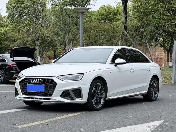 Audi A4L 2022 Model 40 TFSI Luxury Dynamic Version