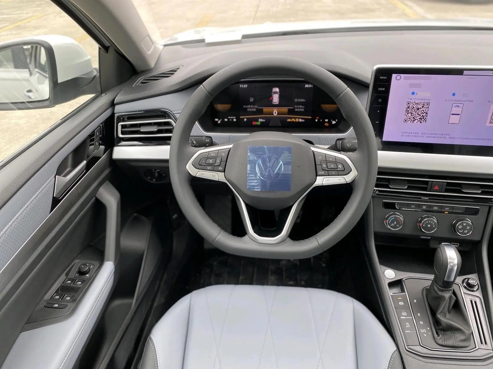 Volkswagen 2024 Lavida 1.5 Starry Sky 5 Million Edition Automatic 4