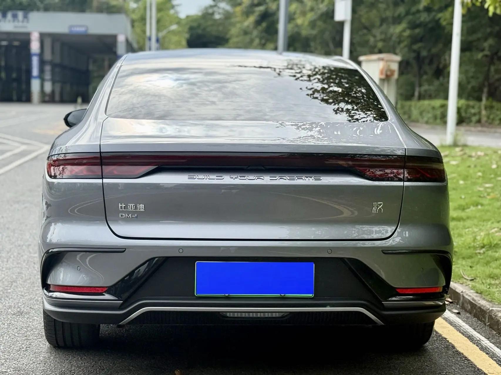 BYD 2023 Han DM-i 1.5T CVT Champion Edition 121KM Prestige Automatic 5