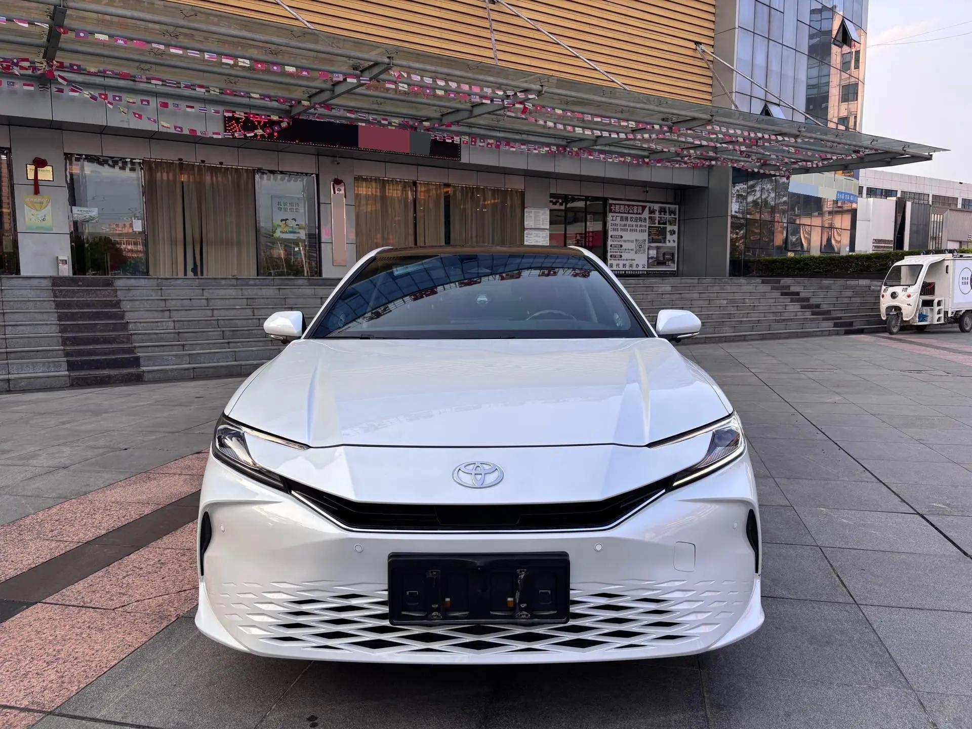 Toyota 2024 Camry 2.0G CVT Prestige Automatic 2