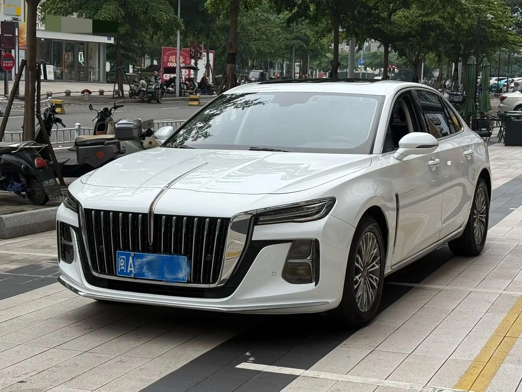HongQi H5 2024 1.5T DCT Zhilian Flag Rhyme Edition