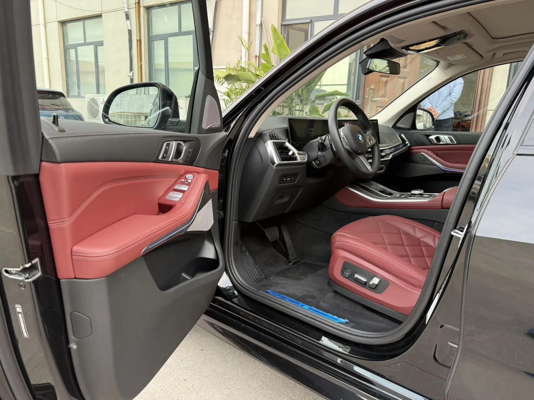 BMW 2025 X5 xDrive30Li 48V 2.0T exclusive m sports obsidian night suit automatic gear 4