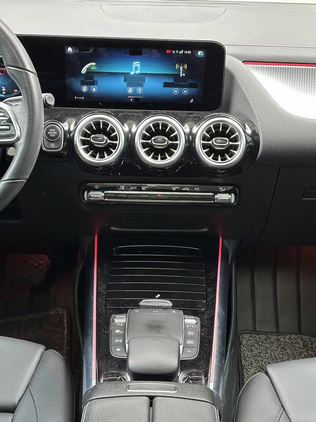 Mercedes Benz GLA 2022 GLA 200 11