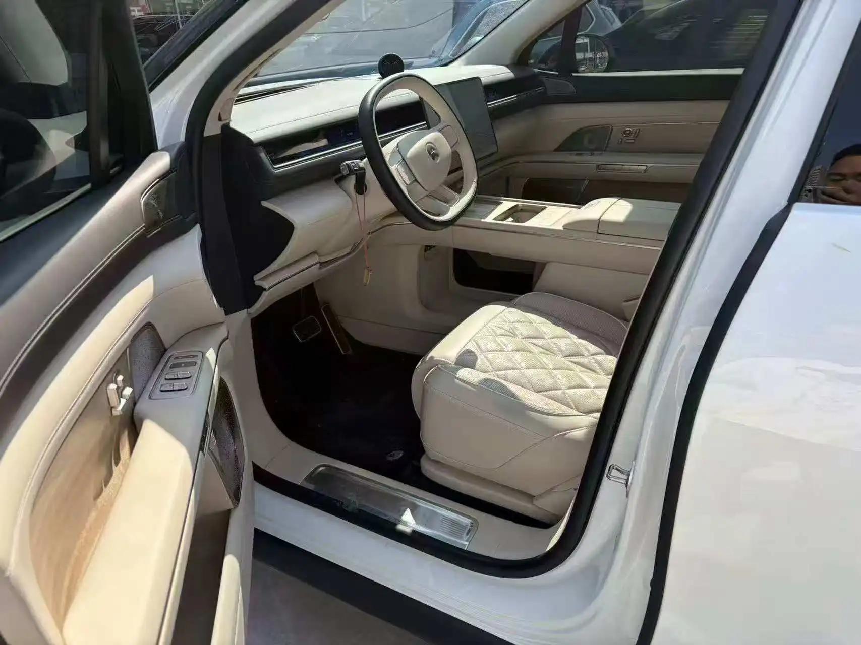 NIO 2026 ES8 6-seat executive signature version automatic gear 2