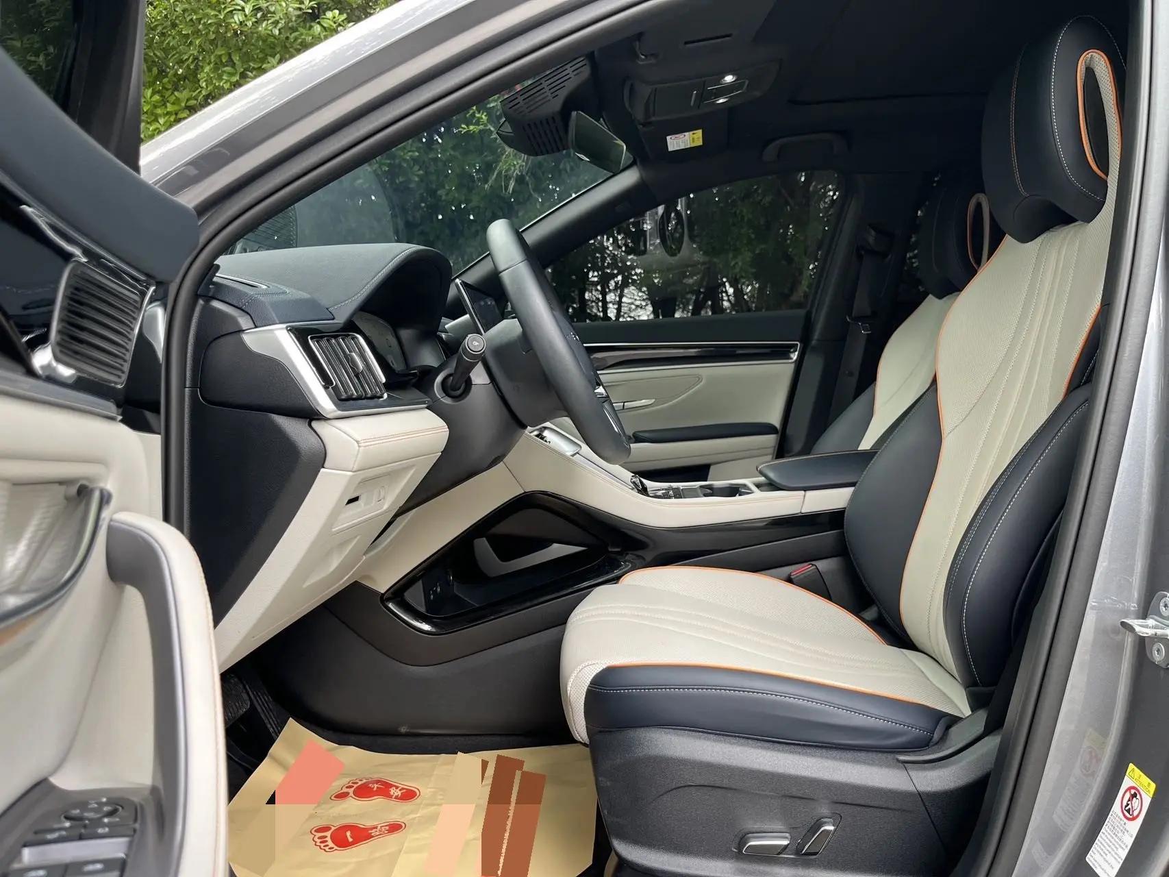 BYD 2023 Song PLUS DM-i 1.5 Stepless Champion Edition 110KM Flagship PLUS Automatic Gear 4