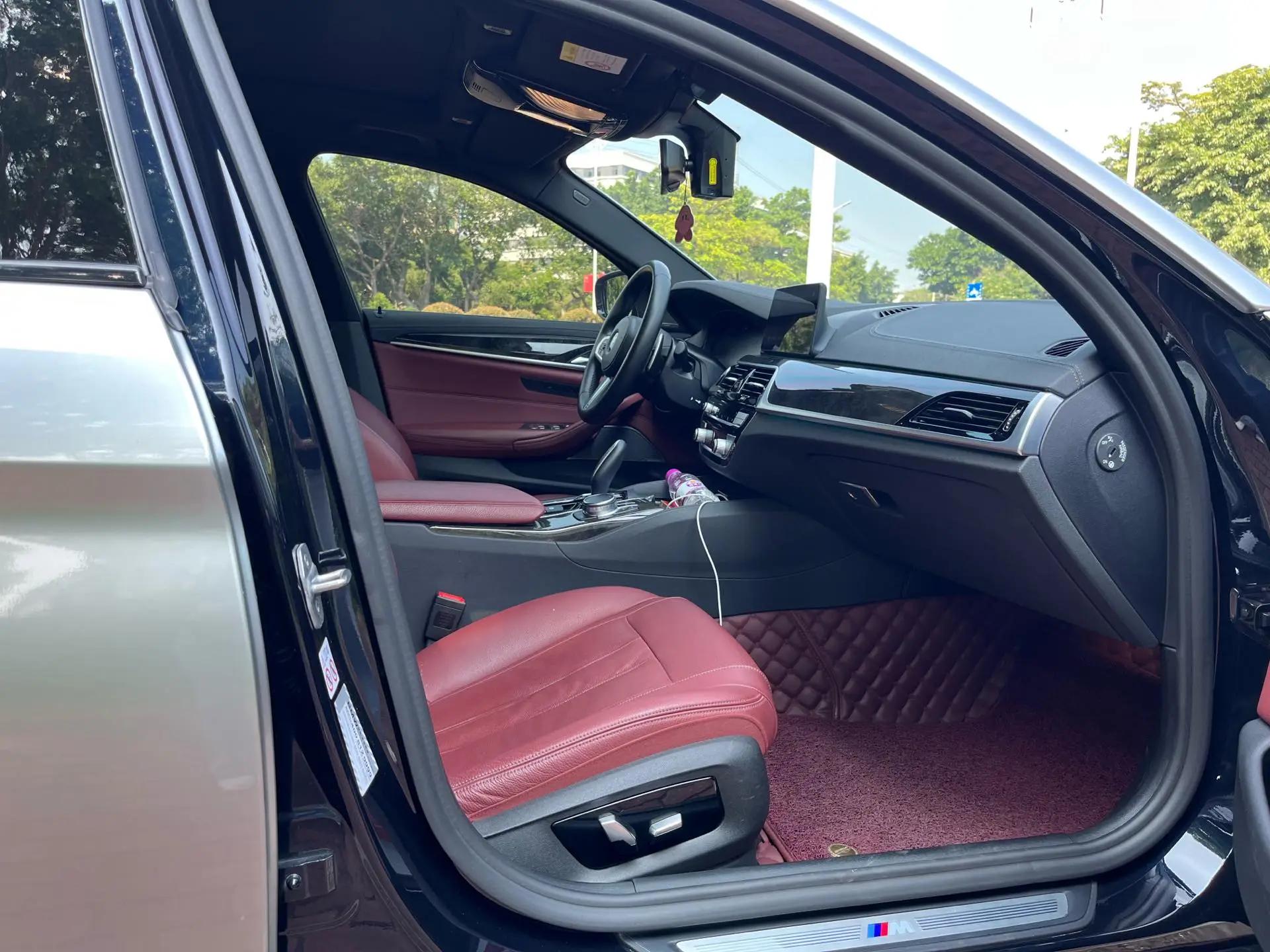 BMW 5 Series 2020 530Li Exclusive M Sports Suit 7