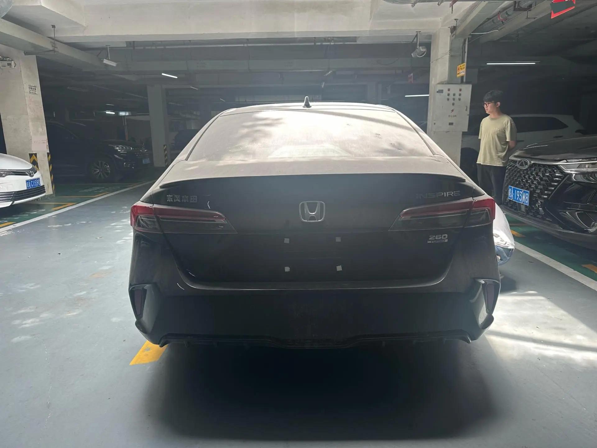 Honda 2023 INSPIRE 1.5T CVT 260TURBO Elegance Edition Automatic 3
