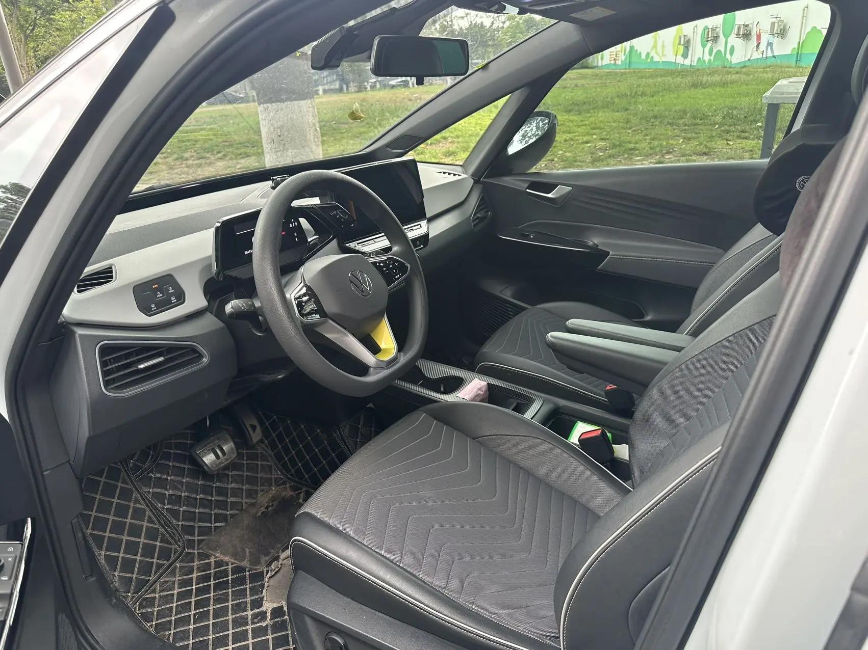 Volkswagen 2023 ID. 3 Upgraded Pure Smart Edition, Automatic Transmission 2