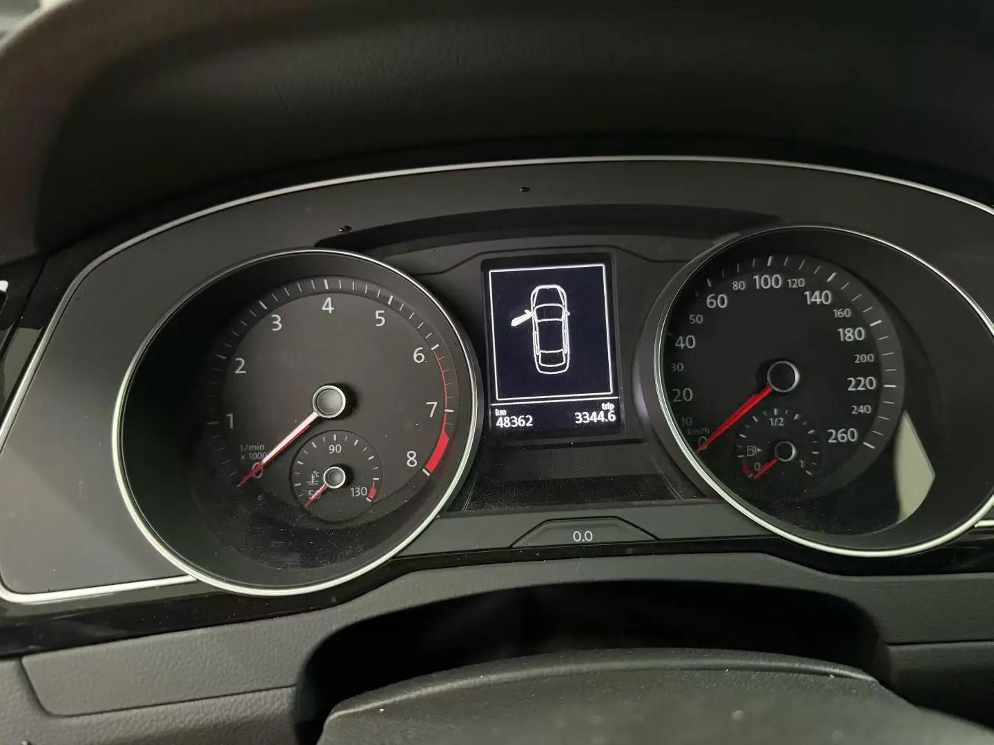 Magotan 2020 330TSI DSG Leading Model 5
