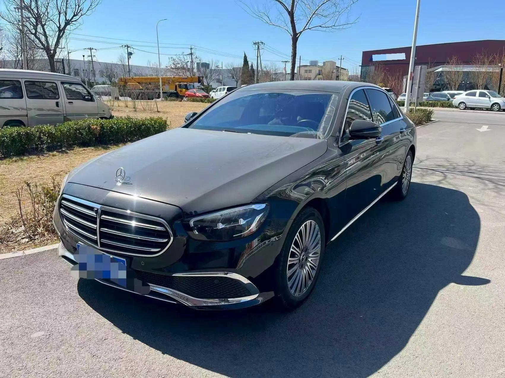 Mercedes Benz E-Class 2023 E 300 L Fashion