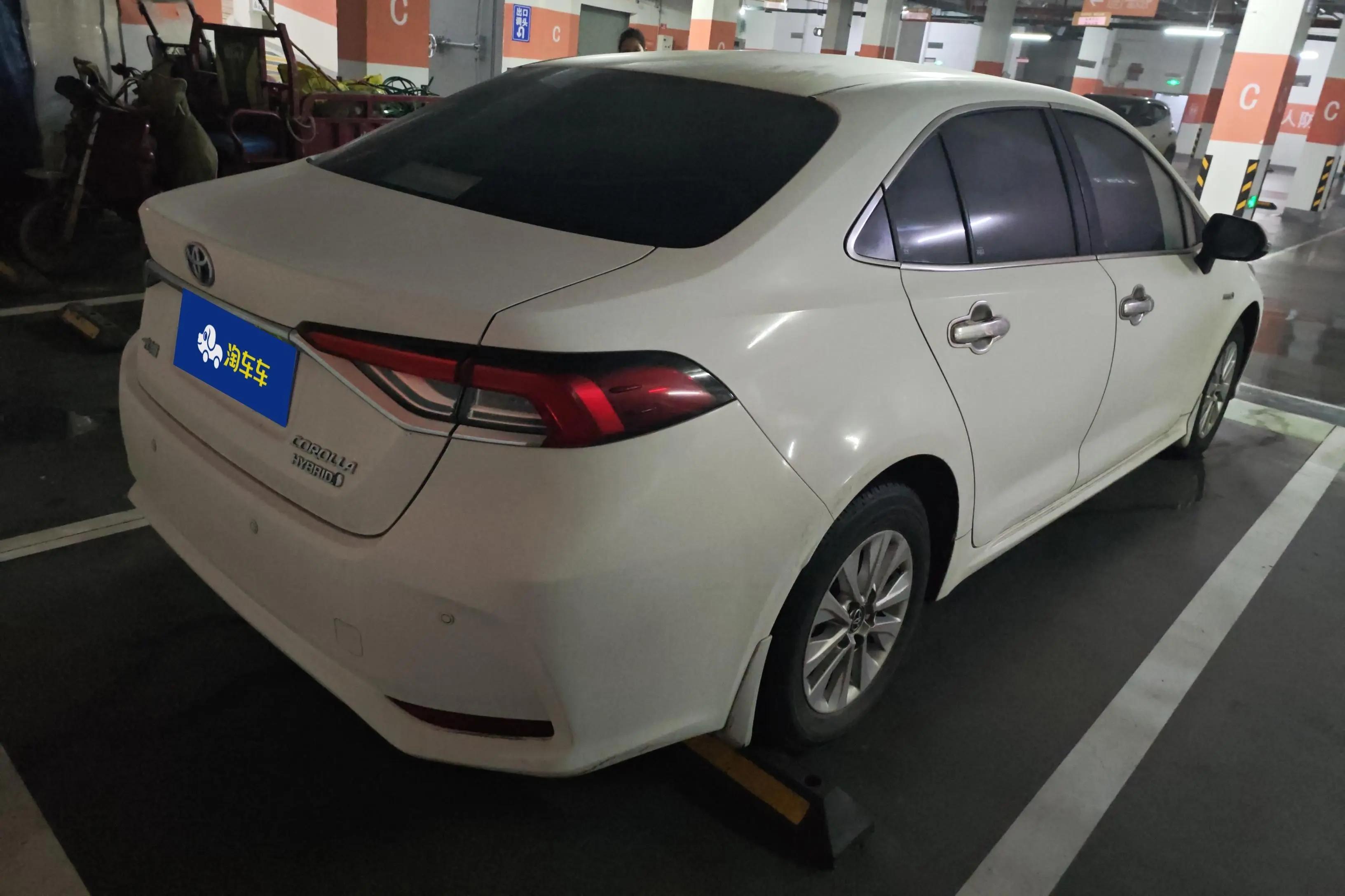 Corolla 2021 Double Engine 1.8L E-CVT Pioneer Edition 2