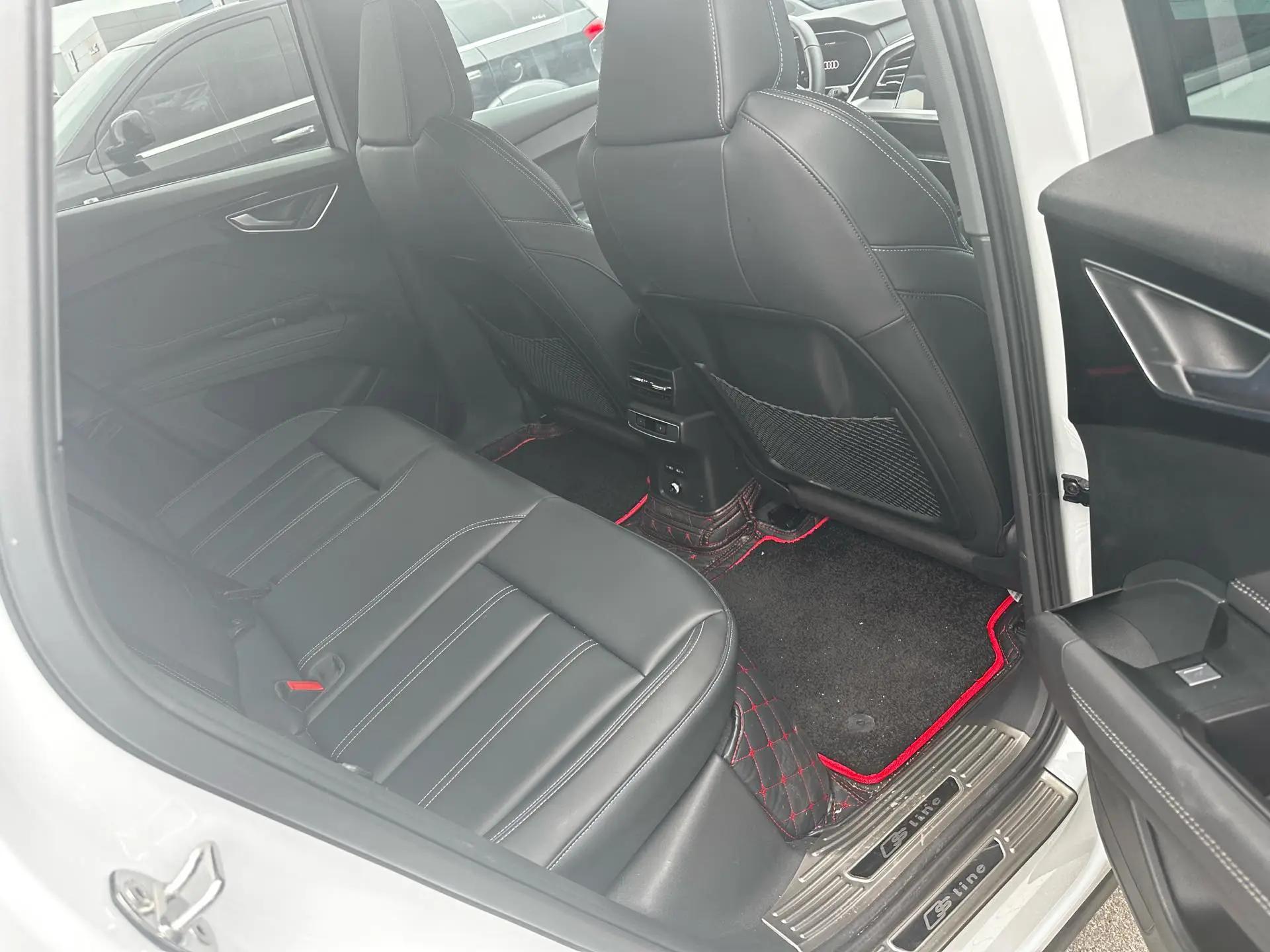 Audi 2024 Q4 e-tron 40 Creation Edition Automatic Gear 5