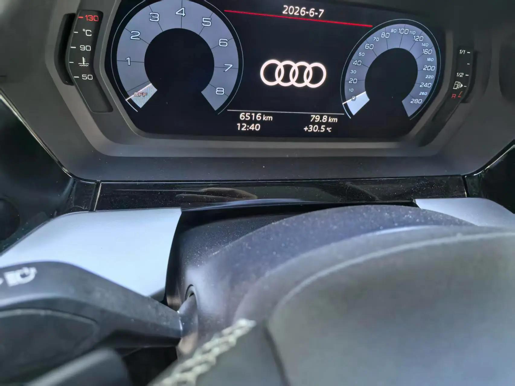 Audi 2025 A3L Limousine 1.5TFSI 35TFSI Flying Prestige Edition Automatic 7